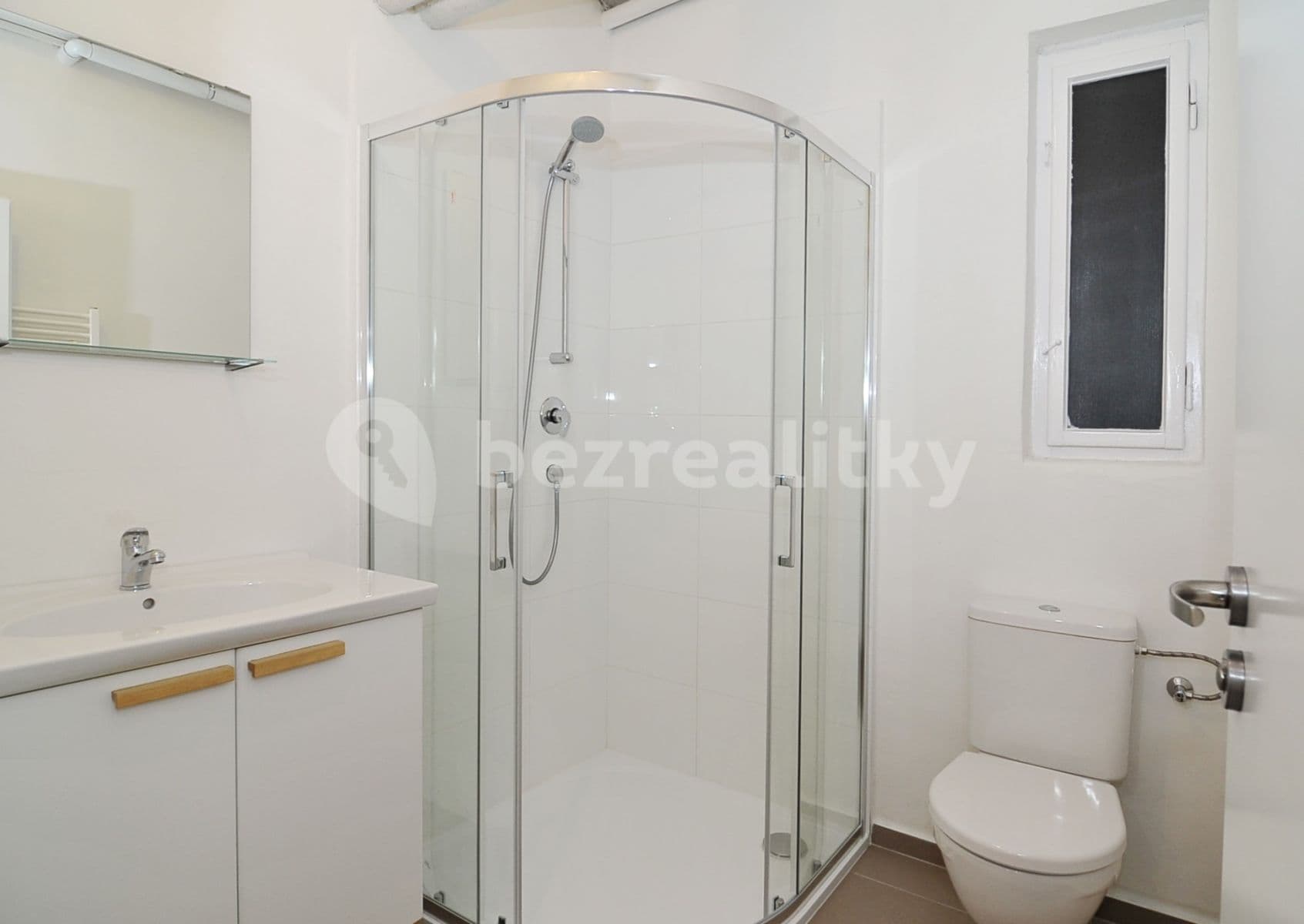Studio flat to rent, 23 m², Přístavní, Prague, Prague Studio flat to rent, 23 m², Přístavní, Prague, Prague