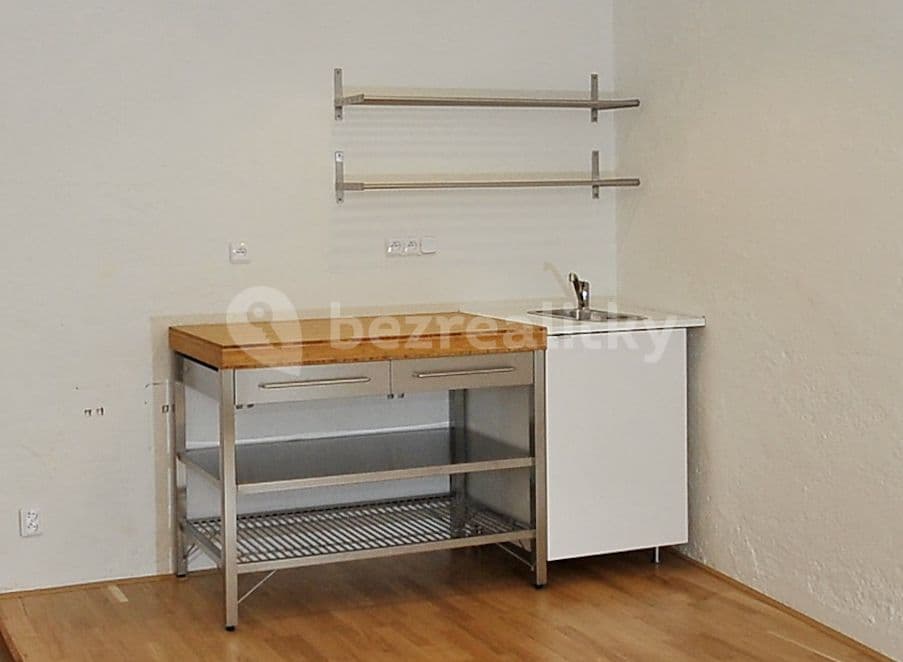 Studio flat to rent, 23 m², Přístavní, Prague, Prague Studio flat to rent, 23 m², Přístavní, Prague, Prague