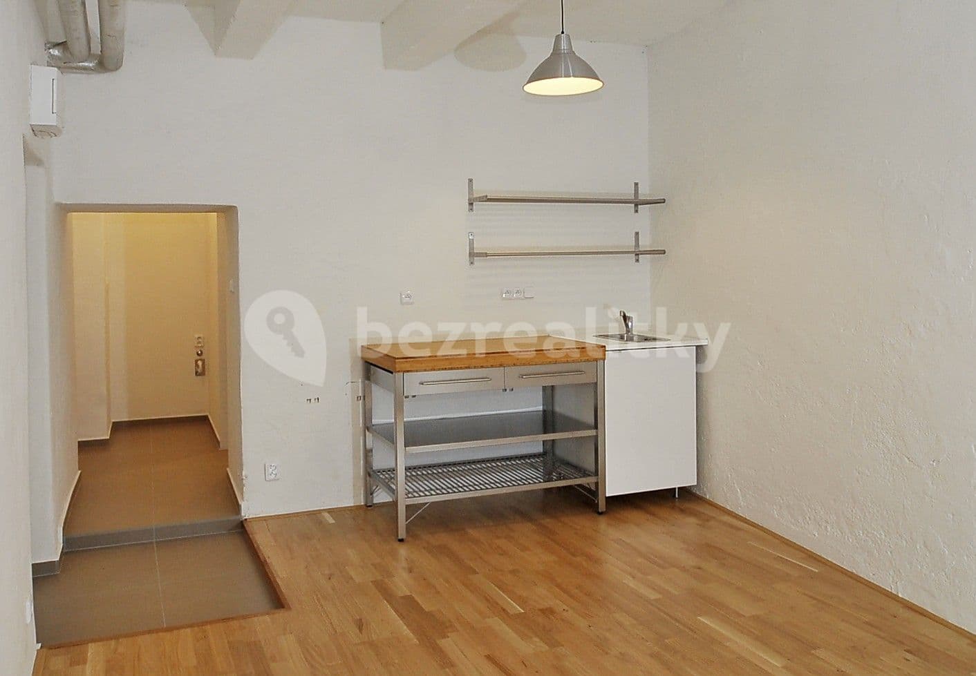 Studio flat to rent, 23 m², Přístavní, Prague, Prague Studio flat to rent, 23 m², Přístavní, Prague, Prague