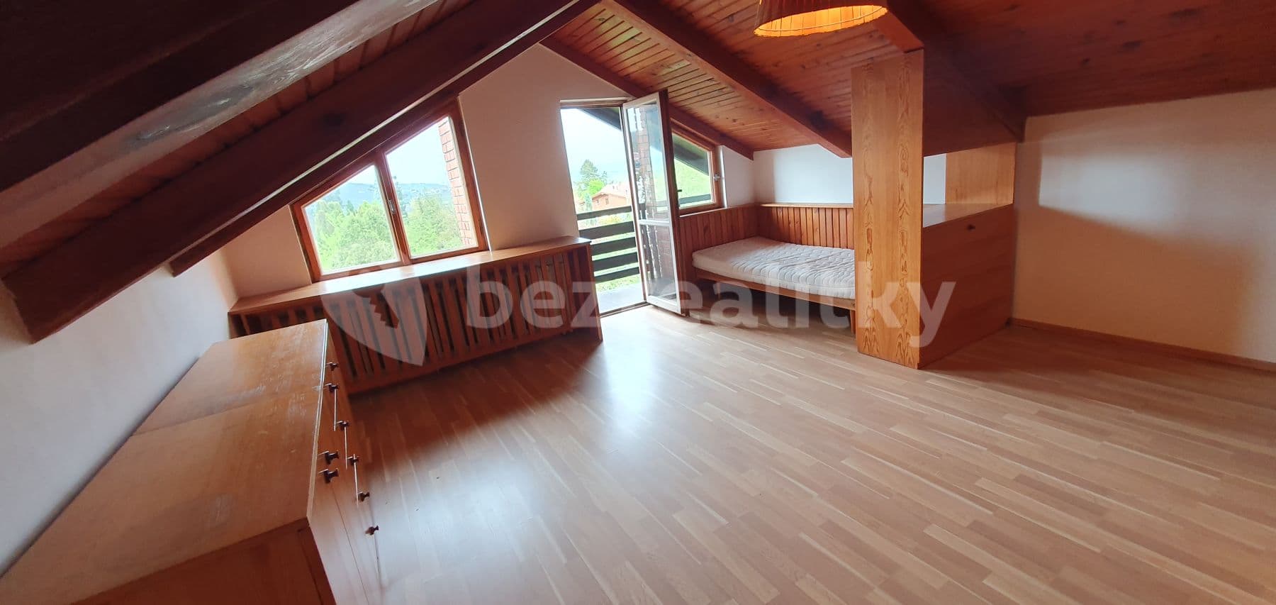 house to rent, 180 m², Karlická, Černošice, Středočeský Region house to rent, 180 m², Karlická, Černošice, Středočeský Region