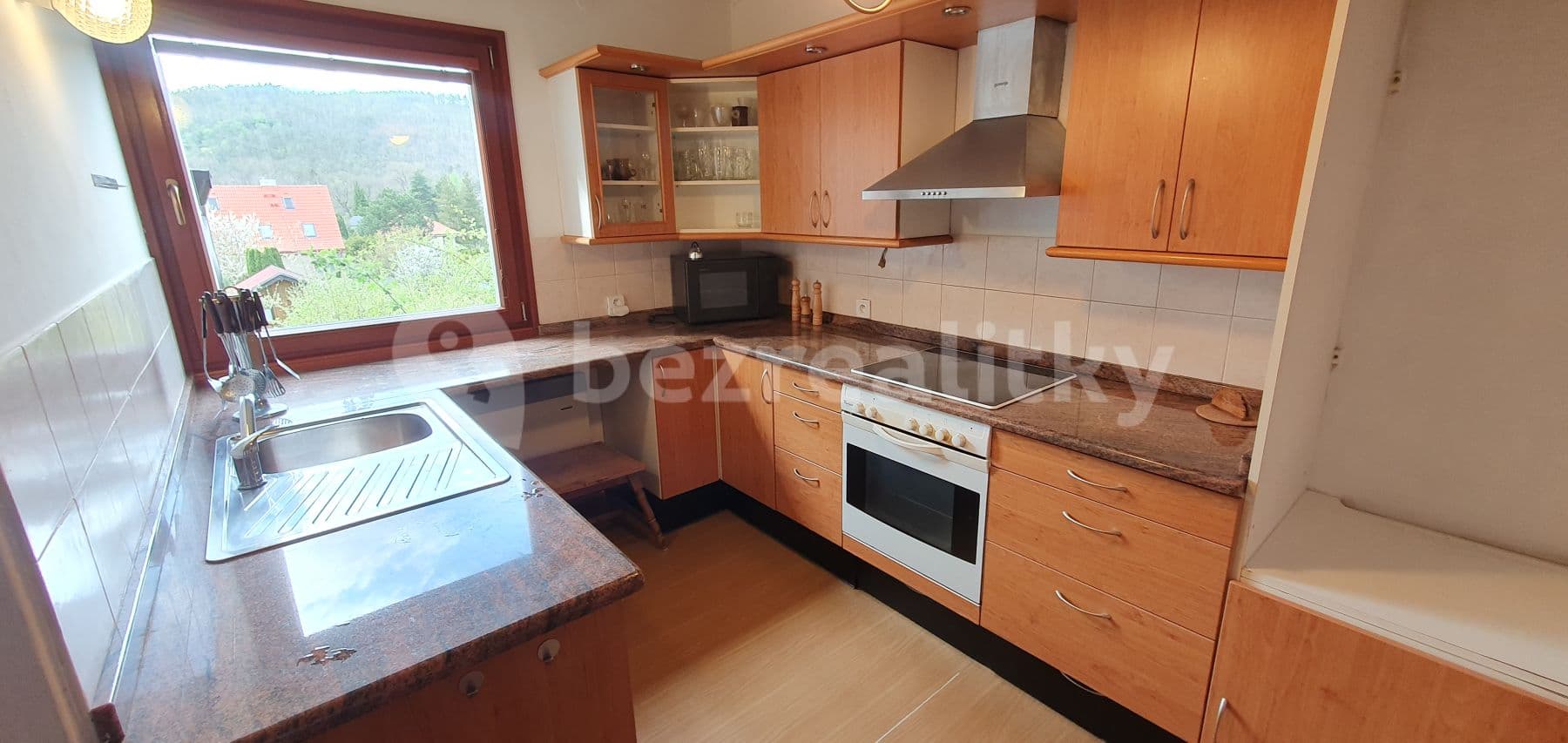 house to rent, 180 m², Karlická, Černošice, Středočeský Region house to rent, 180 m², Karlická, Černošice, Středočeský Region