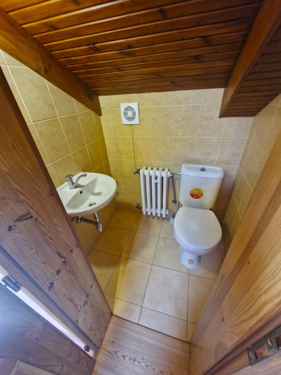 house to rent, 180 m², Karlická, Černošice, Středočeský Region house to rent, 180 m², Karlická, Černošice, Středočeský Region