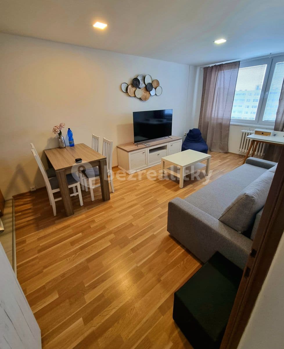 1 bedroom with open-plan kitchen flat to rent, 44 m², U Jezera, Prague, Prague 1 bedroom with open-plan kitchen flat to rent, 44 m², U Jezera, Prague, Prague