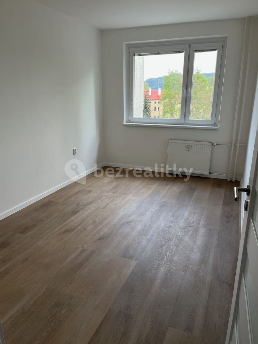 1 bedroom with open-plan kitchen flat to rent, 41 m², Dvořákova, Děčín, Ústecký Region 1 bedroom with open-plan kitchen flat to rent, 41 m², Dvořákova, Děčín, Ústecký Region