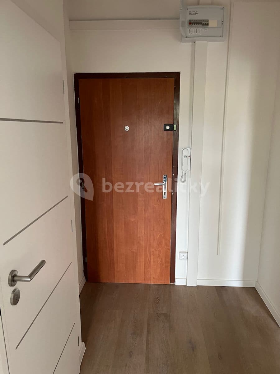 1 bedroom with open-plan kitchen flat to rent, 41 m², Dvořákova, Děčín, Ústecký Region 1 bedroom with open-plan kitchen flat to rent, 41 m², Dvořákova, Děčín, Ústecký Region