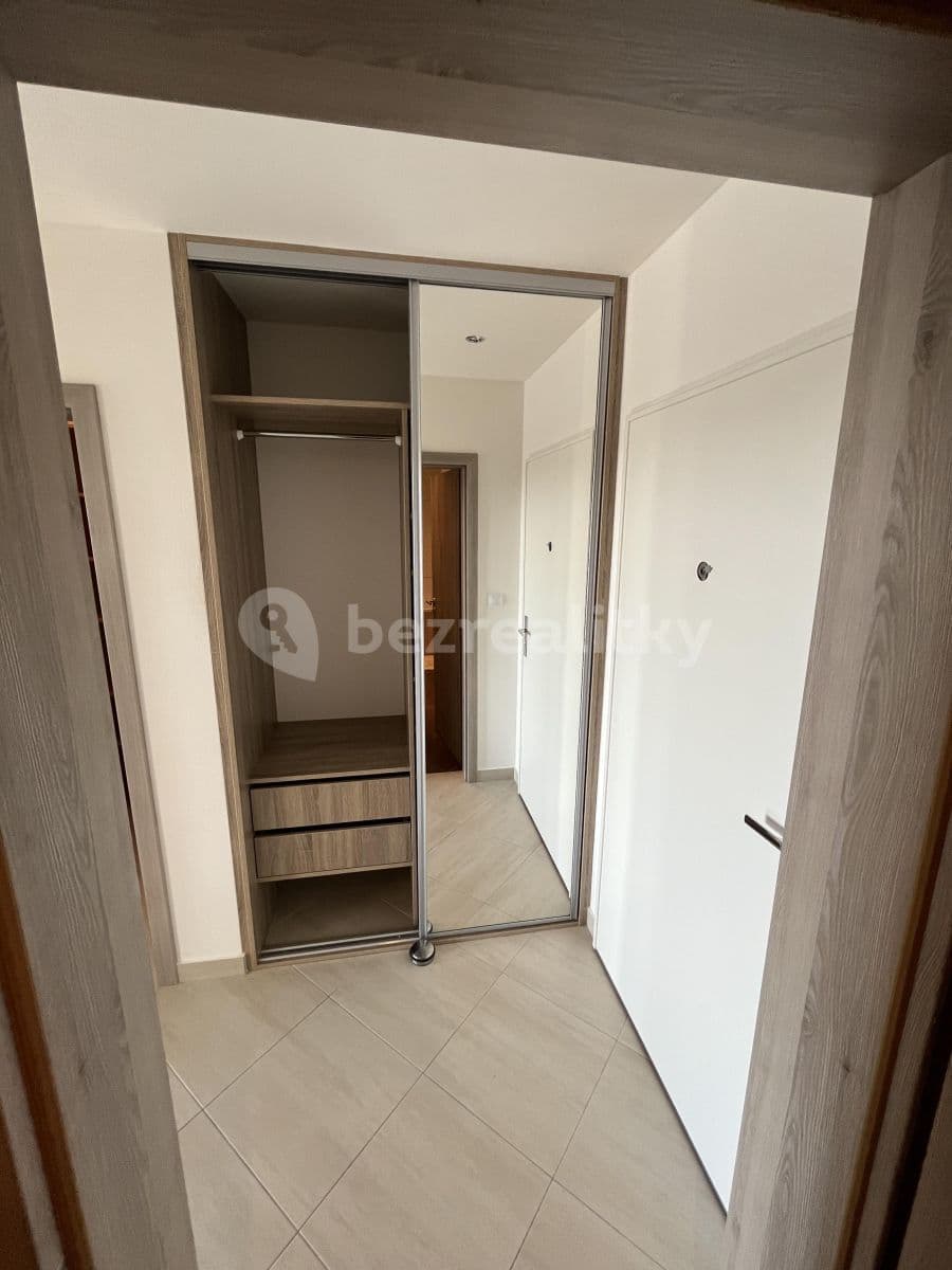 1 bedroom with open-plan kitchen flat to rent, 57 m², Losenická, Prague, Prague 1 bedroom with open-plan kitchen flat to rent, 57 m², Losenická, Prague, Prague