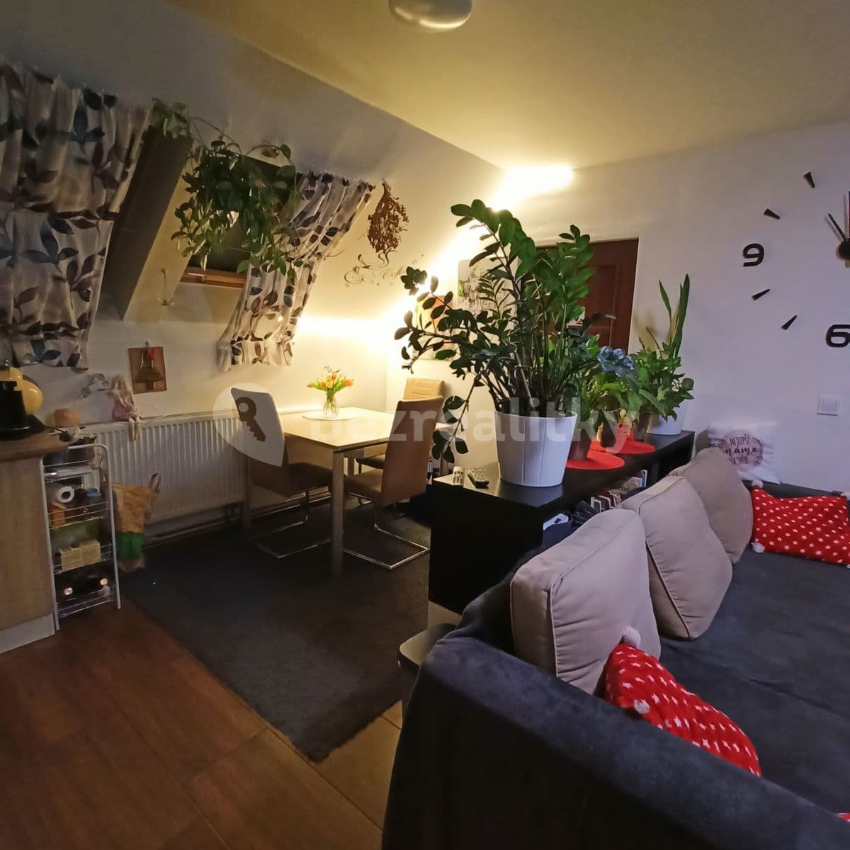 2 bedroom with open-plan kitchen flat to rent, 85 m², Plchov, Středočeský Region 2 bedroom with open-plan kitchen flat to rent, 85 m², Plchov, Středočeský Region