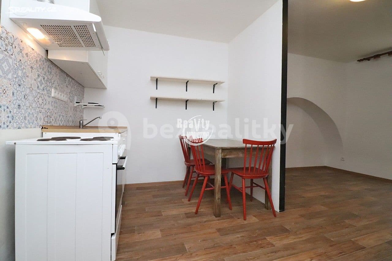Studio flat to rent, 30 m², Joštova, Jihlava, Vysočina Region Studio flat to rent, 30 m², Joštova, Jihlava, Vysočina Region
