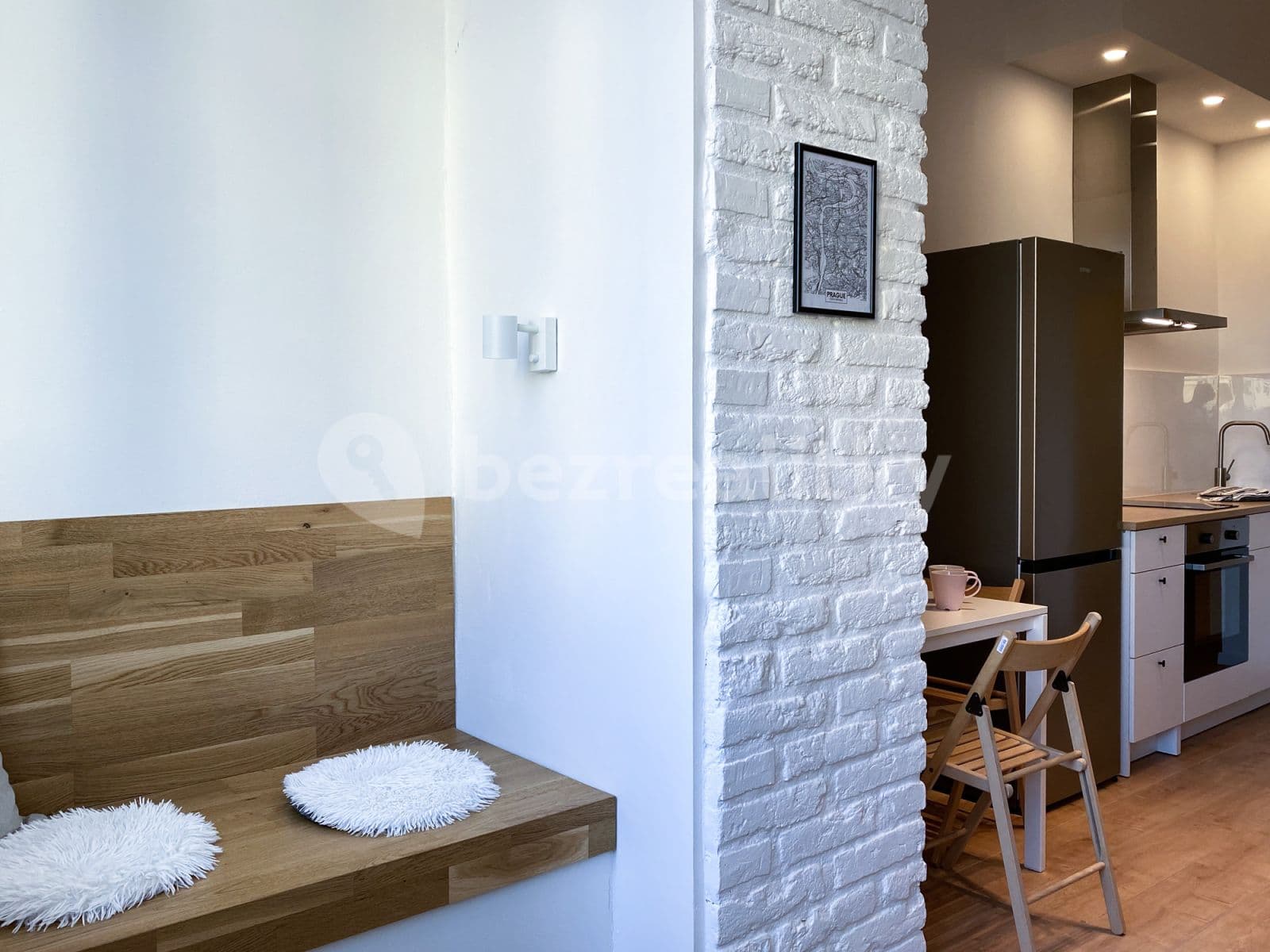 1 bedroom with open-plan kitchen flat to rent, 45 m², Šafaříkova, Prague, Prague 1 bedroom with open-plan kitchen flat to rent, 45 m², Šafaříkova, Prague, Prague