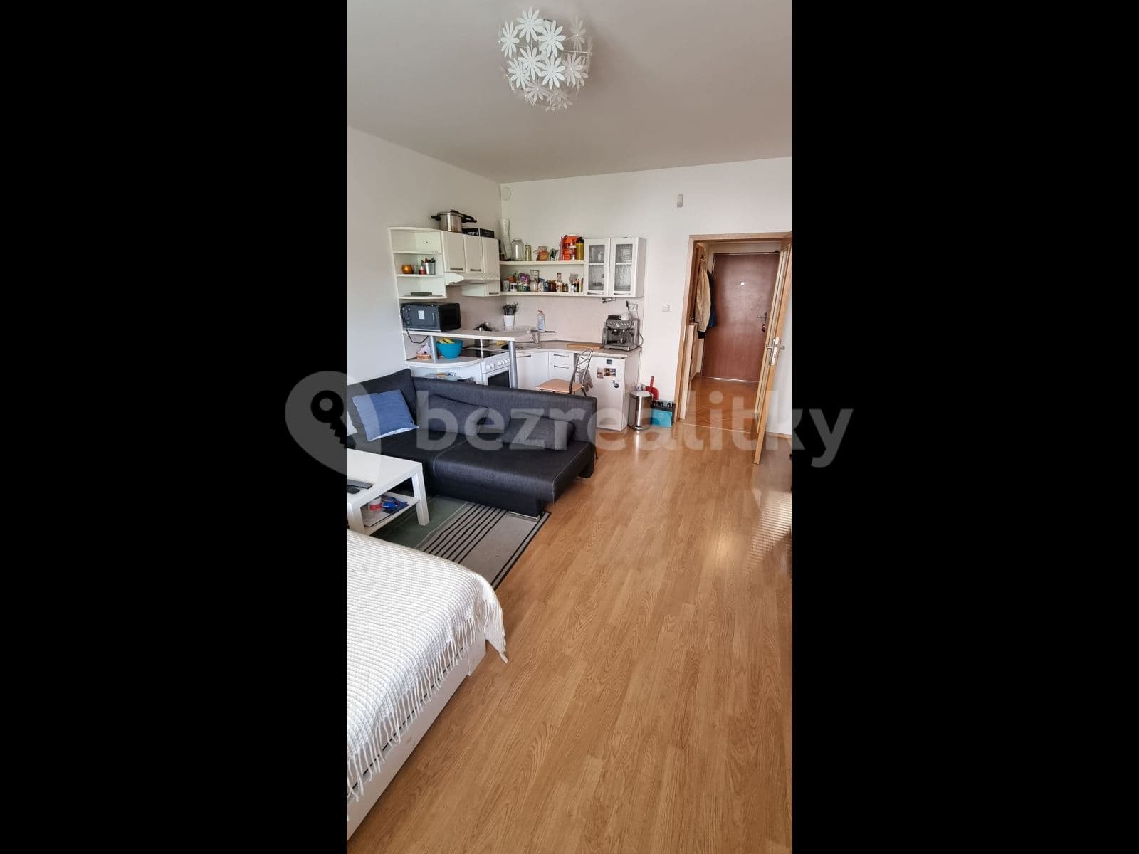 Studio flat to rent, 29 m², Mikanova, Prague, Prague Studio flat to rent, 29 m², Mikanova, Prague, Prague