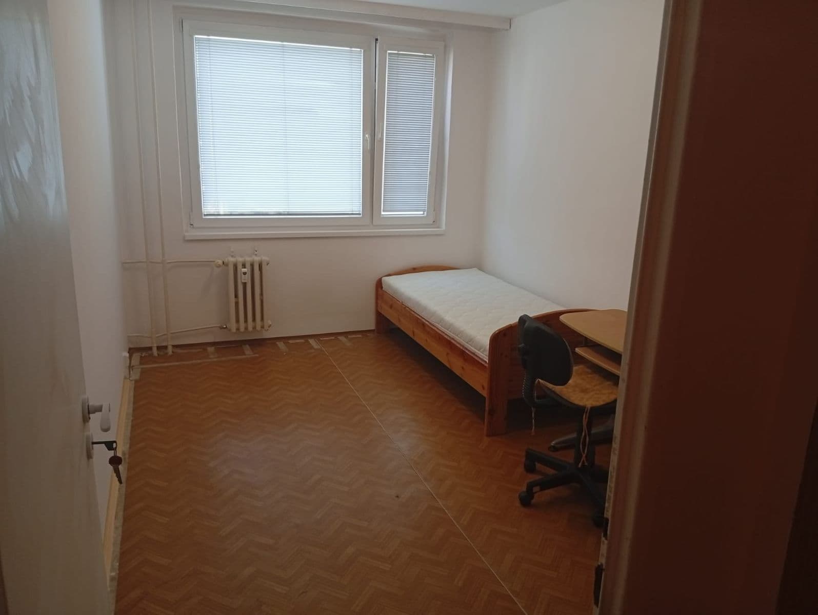 3 bedroom flat to rent, 12 m², Družicová, Prague, Prague 3 bedroom flat to rent, 12 m², Družicová, Prague, Prague