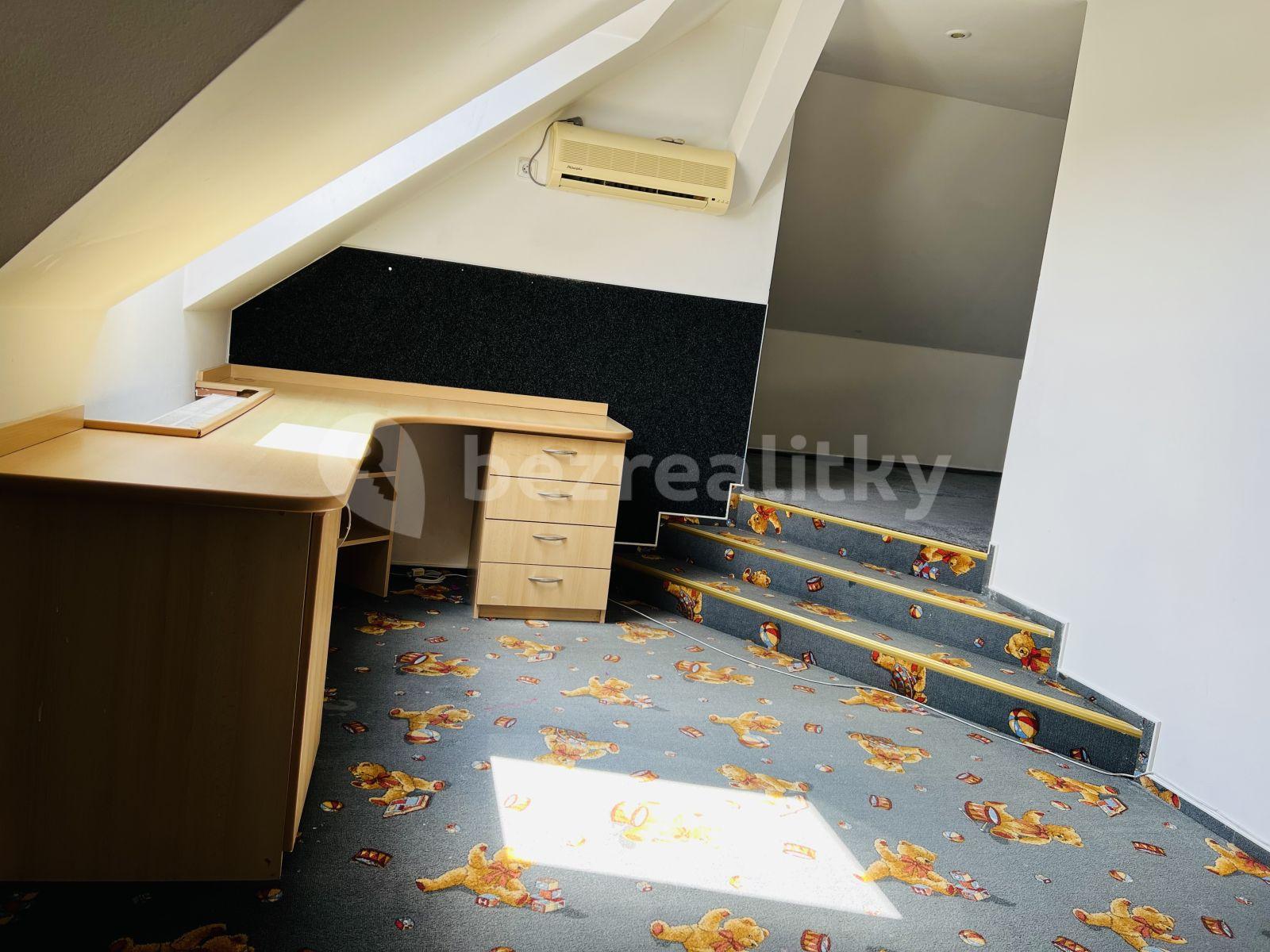 3 bedroom flat to rent, 80 m², 28. října, Ostrava, Moravskoslezský Region