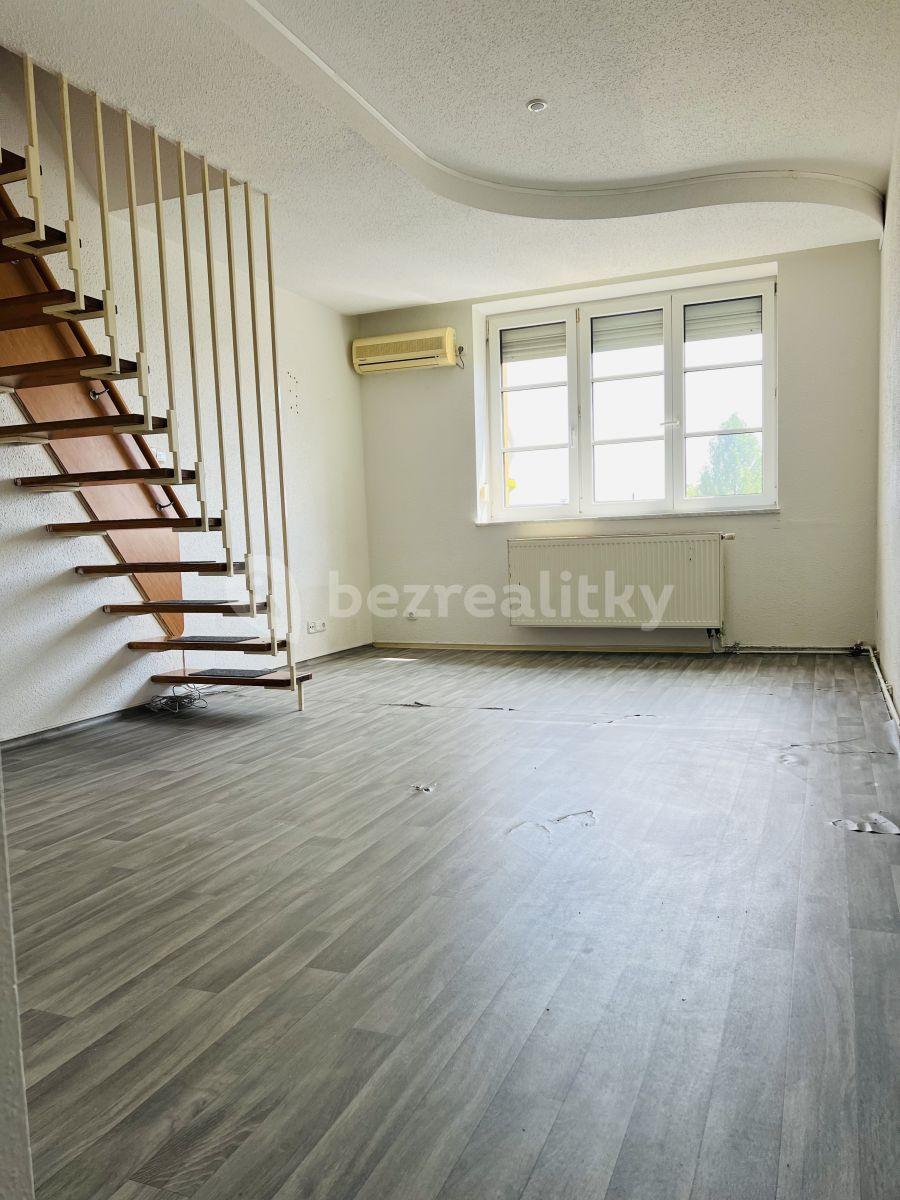 3 bedroom flat to rent, 80 m², 28. října, Ostrava, Moravskoslezský Region