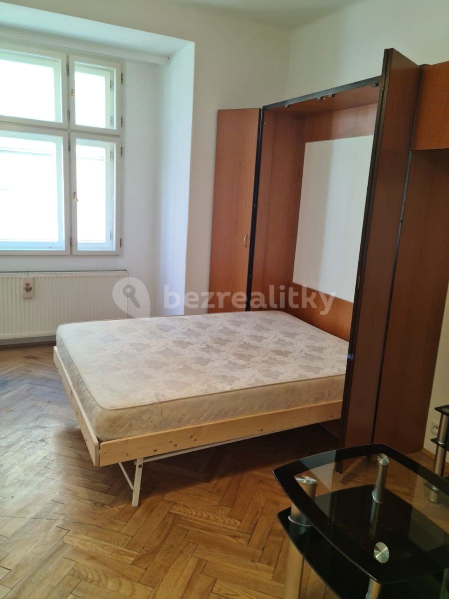 Studio flat to rent, 31 m², Slezská, Prague, Prague Studio flat to rent, 31 m², Slezská, Prague, Prague