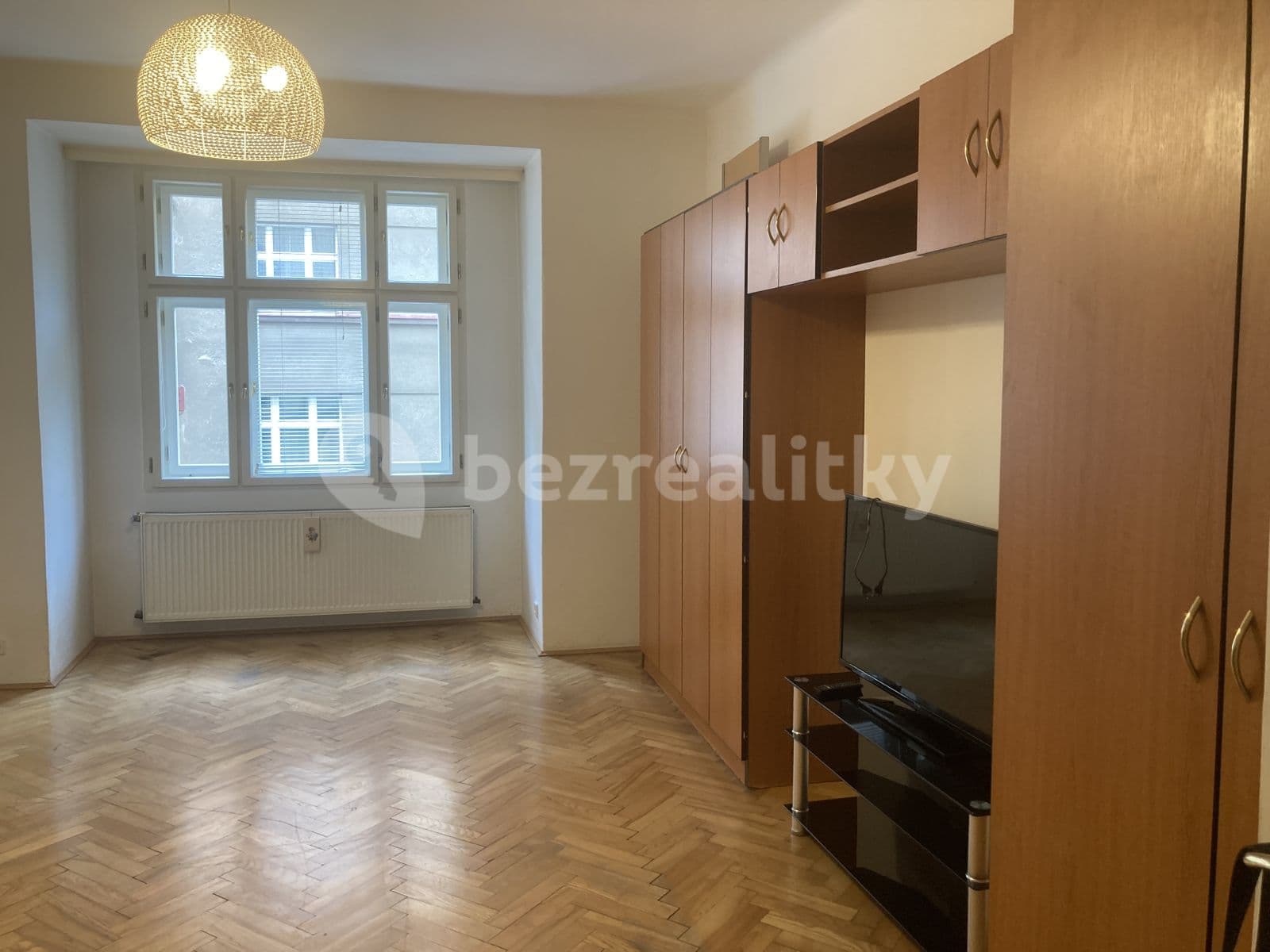 Studio flat to rent, 31 m², Slezská, Prague, Prague Studio flat to rent, 31 m², Slezská, Prague, Prague