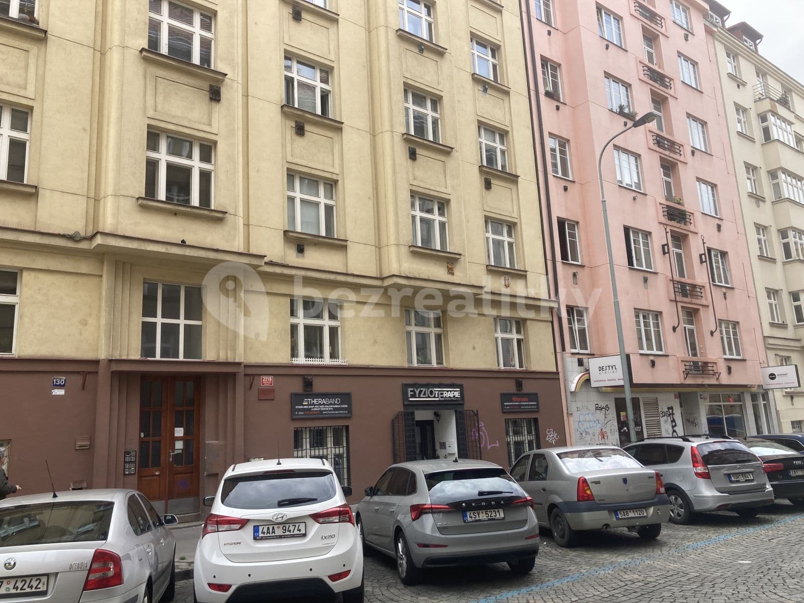 Studio flat to rent, 31 m², Slezská, Prague, Prague Studio flat to rent, 31 m², Slezská, Prague, Prague