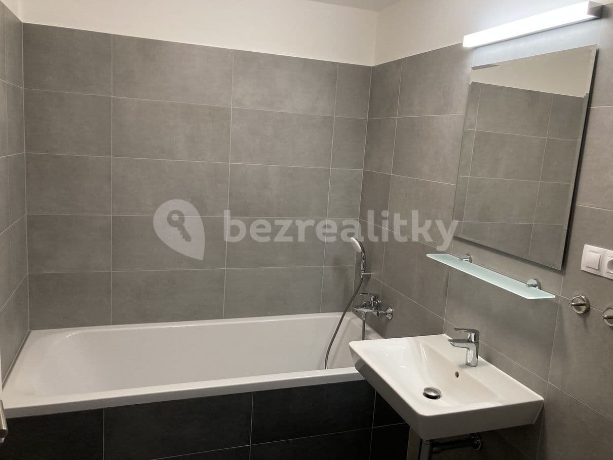 1 bedroom with open-plan kitchen flat to rent, 62 m², Sportovní, Brno, Jihomoravský Region 1 bedroom with open-plan kitchen flat to rent, 62 m², Sportovní, Brno, Jihomoravský Region