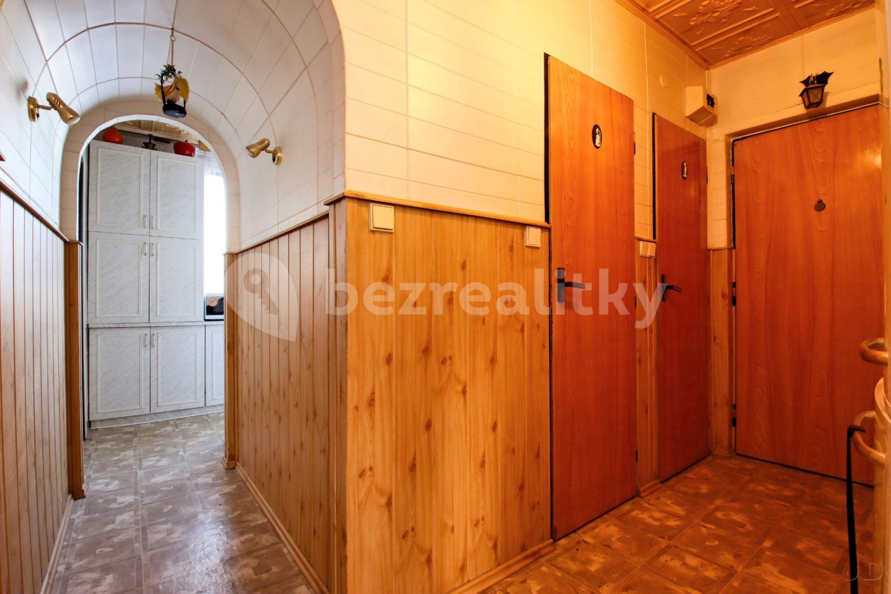 3 bedroom flat for sale, 60 m², Dukelská, Broumov, Královéhradecký Region
