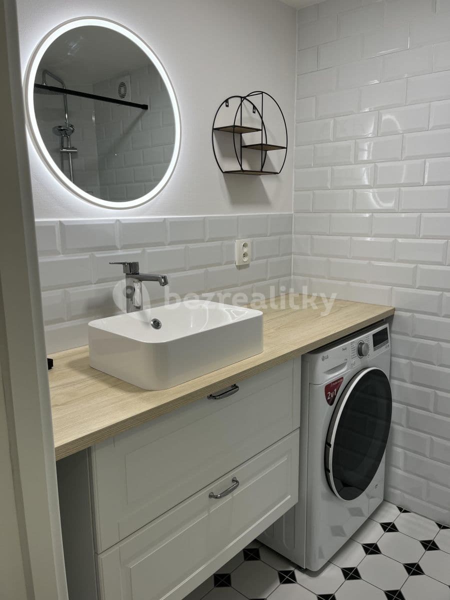 Studio flat to rent, 26 m², Jana Želivského, Prague, Prague Studio flat to rent, 26 m², Jana Želivského, Prague, Prague