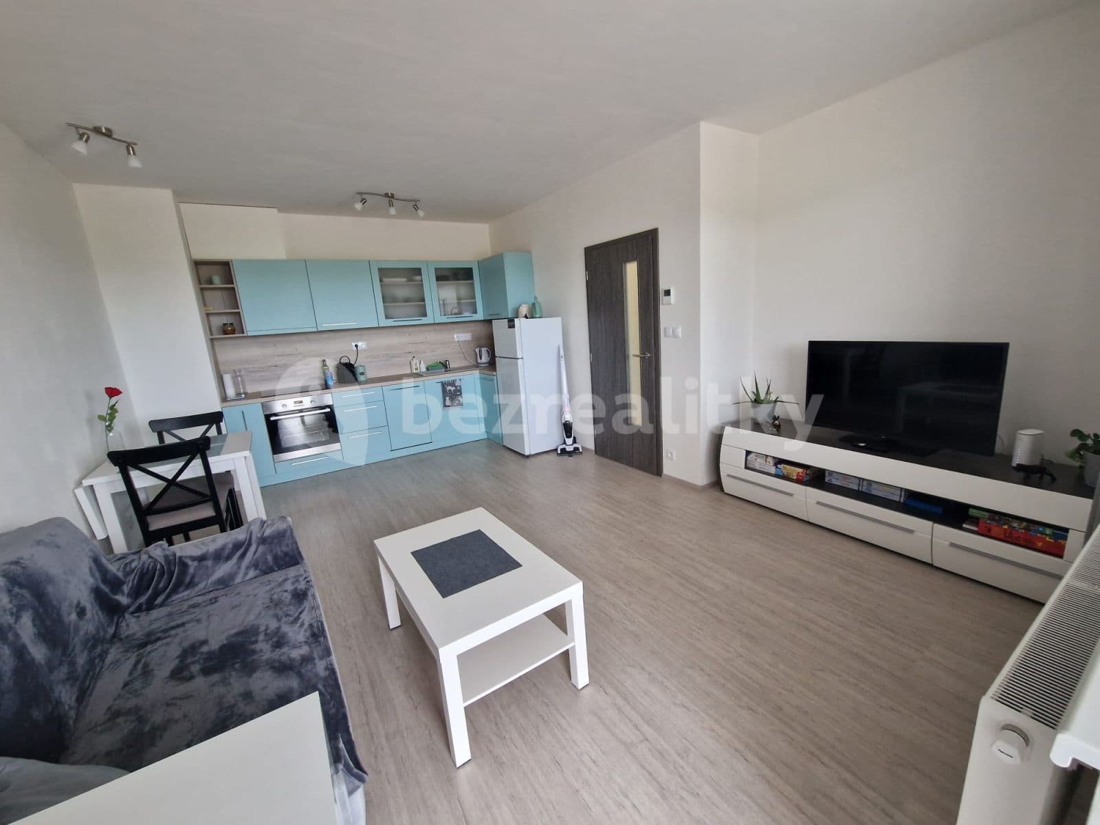 1 bedroom with open-plan kitchen flat to rent, 49 m², Chvalovka, Brno, Jihomoravský Region 1 bedroom with open-plan kitchen flat to rent, 49 m², Chvalovka, Brno, Jihomoravský Region