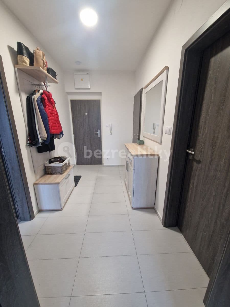 1 bedroom with open-plan kitchen flat to rent, 49 m², Chvalovka, Brno, Jihomoravský Region 1 bedroom with open-plan kitchen flat to rent, 49 m², Chvalovka, Brno, Jihomoravský Region