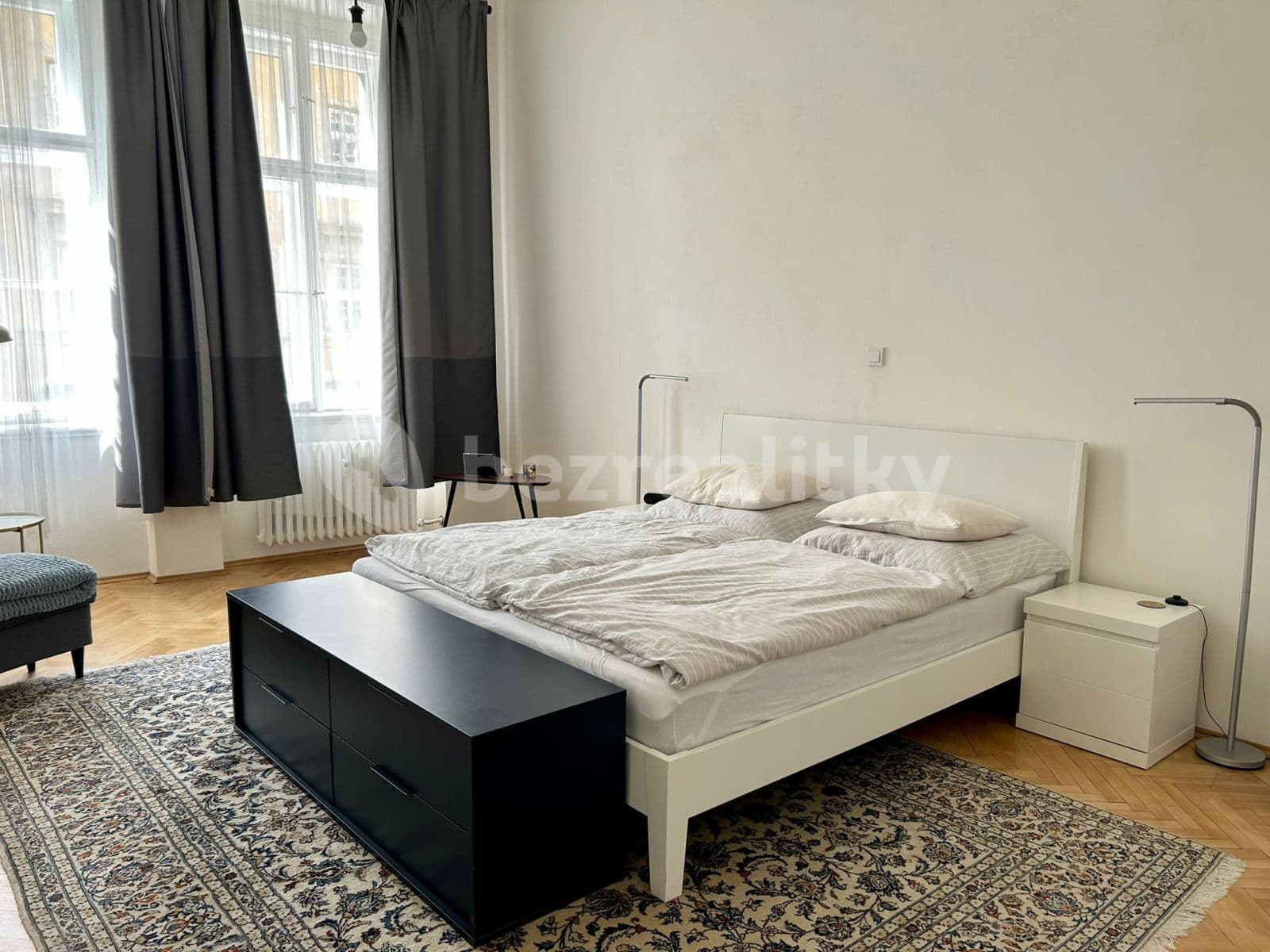 1 bedroom with open-plan kitchen flat to rent, 65 m², Vítkova, Prague, Prague 1 bedroom with open-plan kitchen flat to rent, 65 m², Vítkova, Prague, Prague