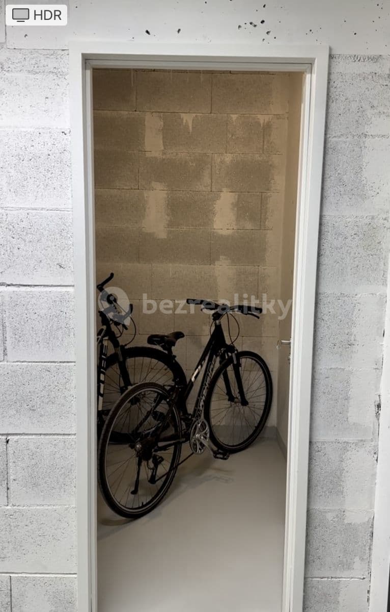 1 bedroom with open-plan kitchen flat to rent, 95 m², Oddechová, Prague, Prague 1 bedroom with open-plan kitchen flat to rent, 95 m², Oddechová, Prague, Prague