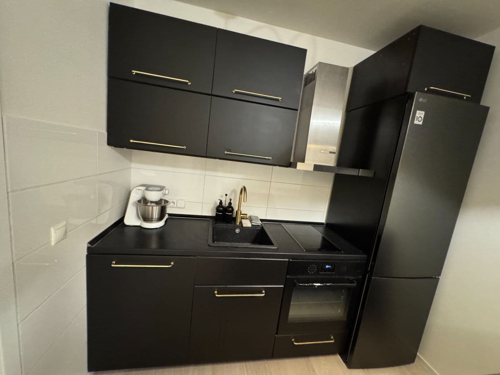 2 bedroom with open-plan kitchen flat to rent, 55 m², Generála Selnera, Kladno, Středočeský Region 2 bedroom with open-plan kitchen flat to rent, 55 m², Generála Selnera, Kladno, Středočeský Region