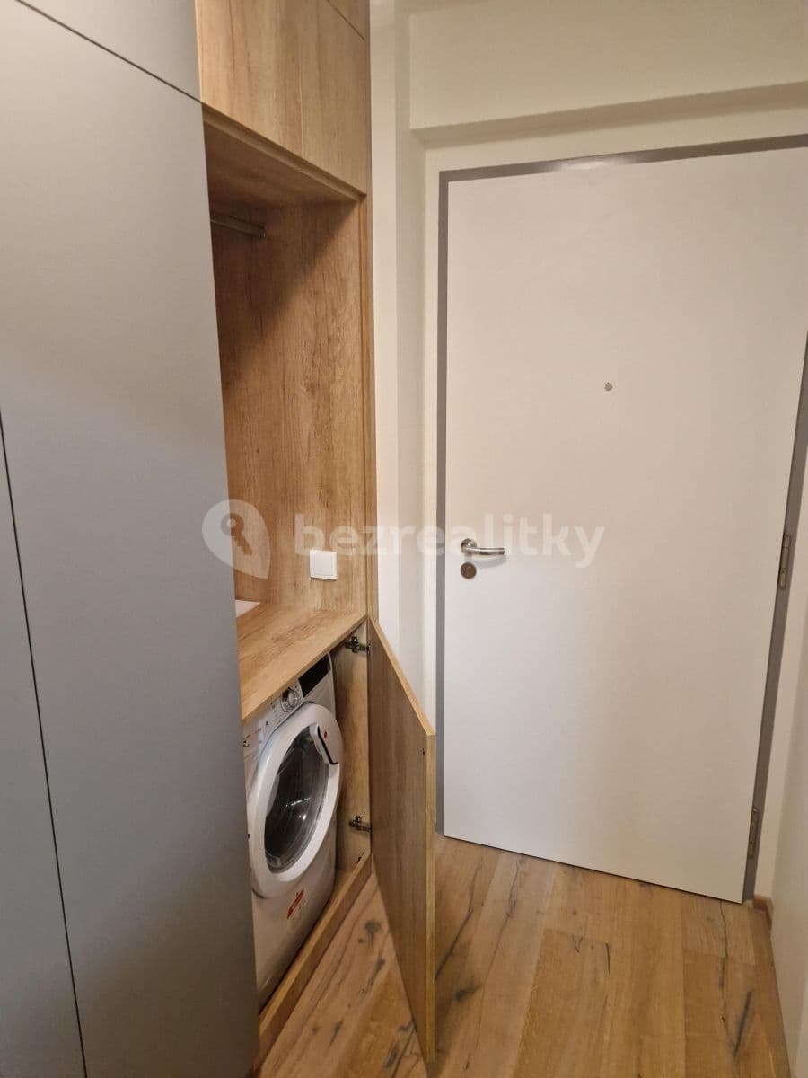 Studio flat to rent, 36 m², Prague, Prague Studio flat to rent, 36 m², Prague, Prague