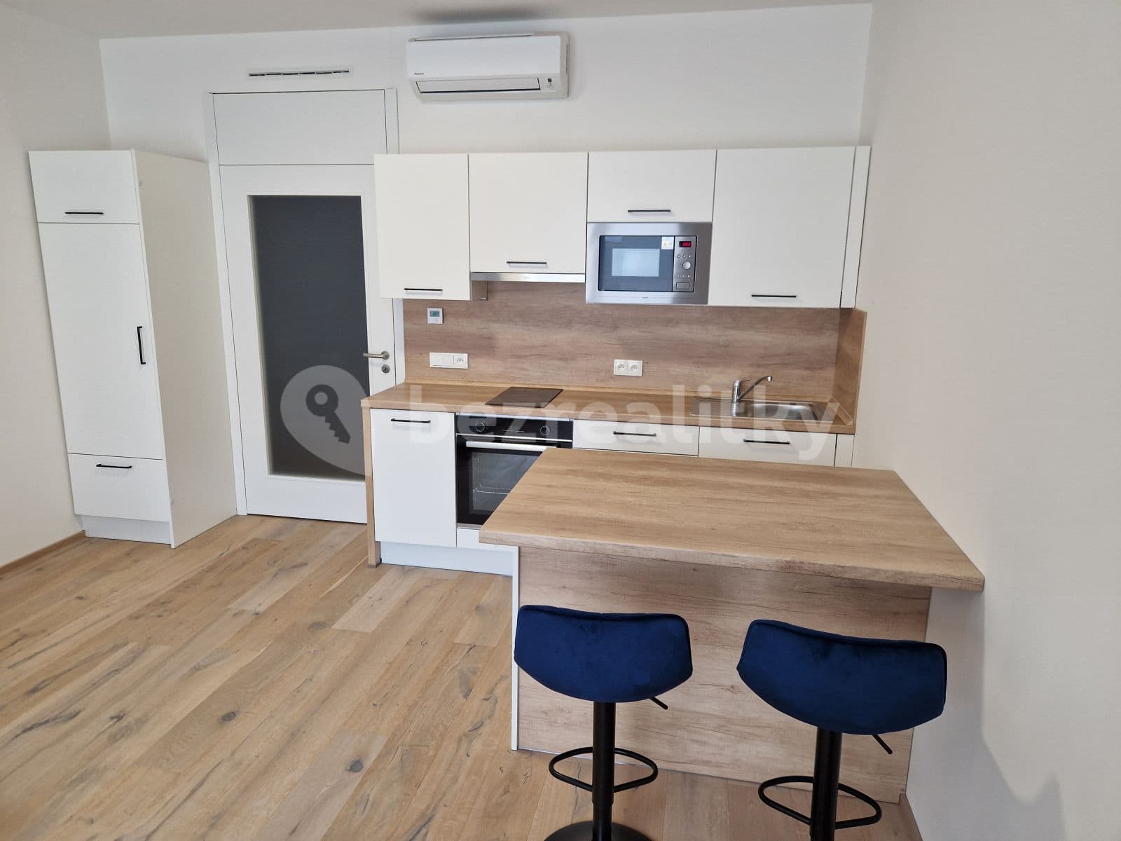 Studio flat to rent, 36 m², Prague, Prague Studio flat to rent, 36 m², Prague, Prague