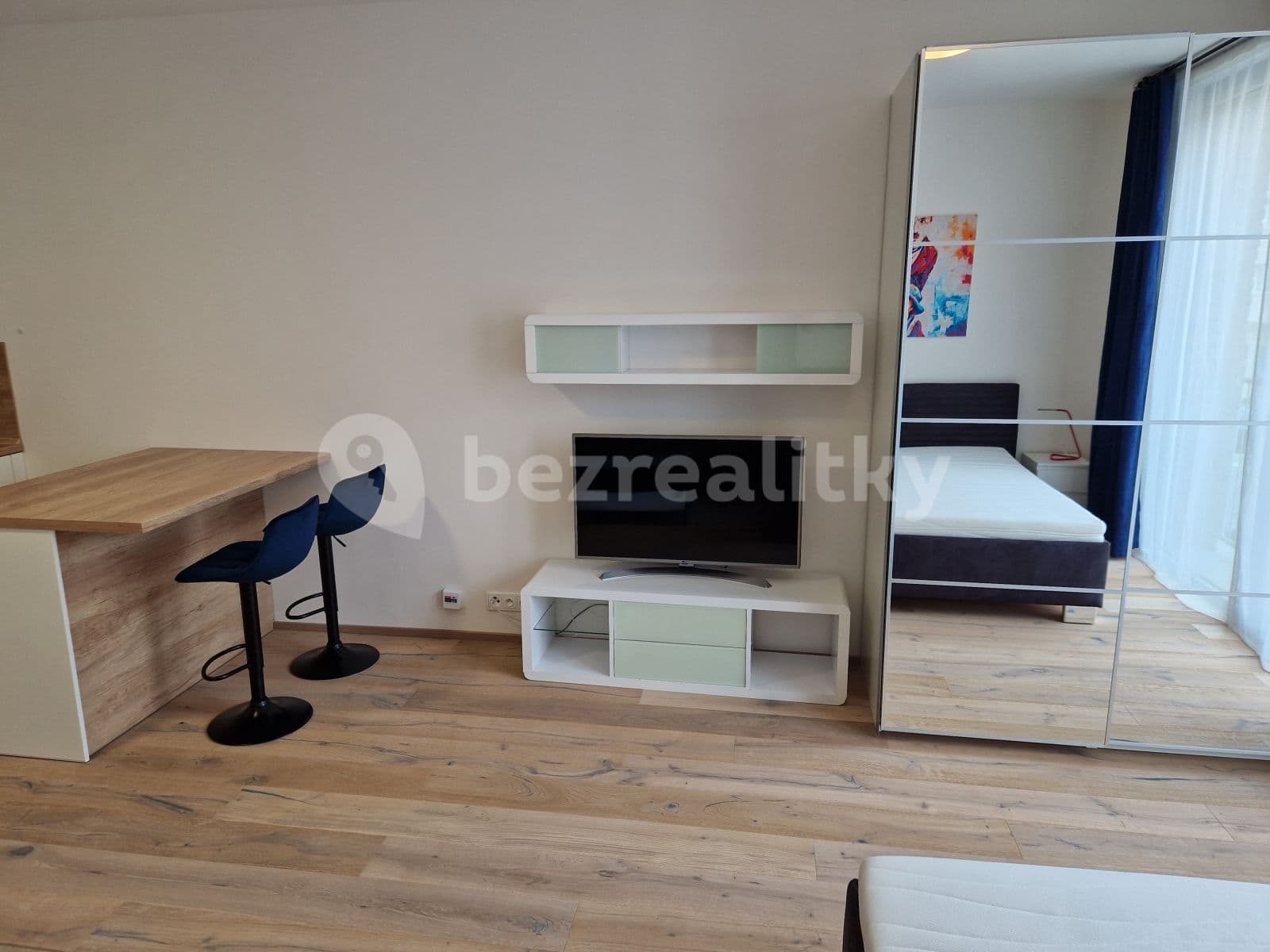 Studio flat to rent, 36 m², Prague, Prague Studio flat to rent, 36 m², Prague, Prague