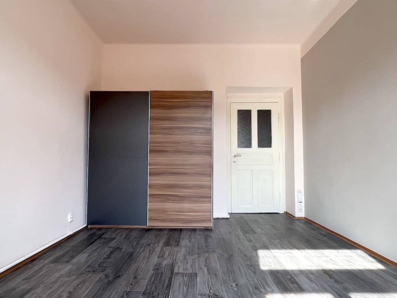 1 bedroom with open-plan kitchen flat to rent, 44 m², Magistrů, Prague, Prague 1 bedroom with open-plan kitchen flat to rent, 44 m², Magistrů, Prague, Prague