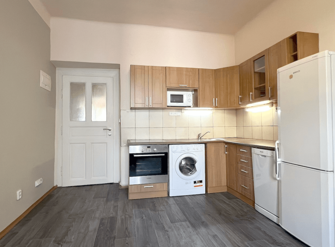 1 bedroom with open-plan kitchen flat to rent, 44 m², Magistrů, Prague, Prague 1 bedroom with open-plan kitchen flat to rent, 44 m², Magistrů, Prague, Prague
