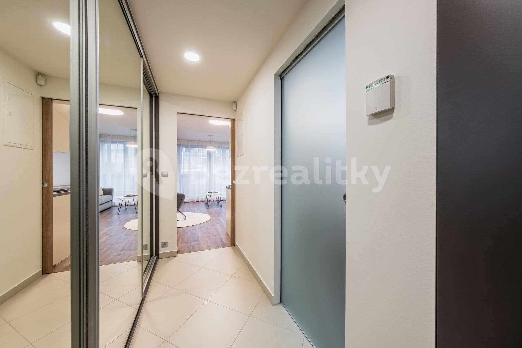 Studio flat to rent, 39 m², Kurta Konráda, Prague, Prague Studio flat to rent, 39 m², Kurta Konráda, Prague, Prague