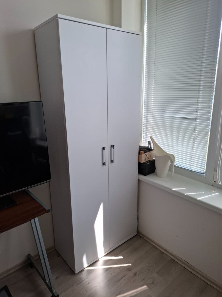 Studio flat to rent, 24 m², Škvorec, Středočeský Region Studio flat to rent, 24 m², Škvorec, Středočeský Region