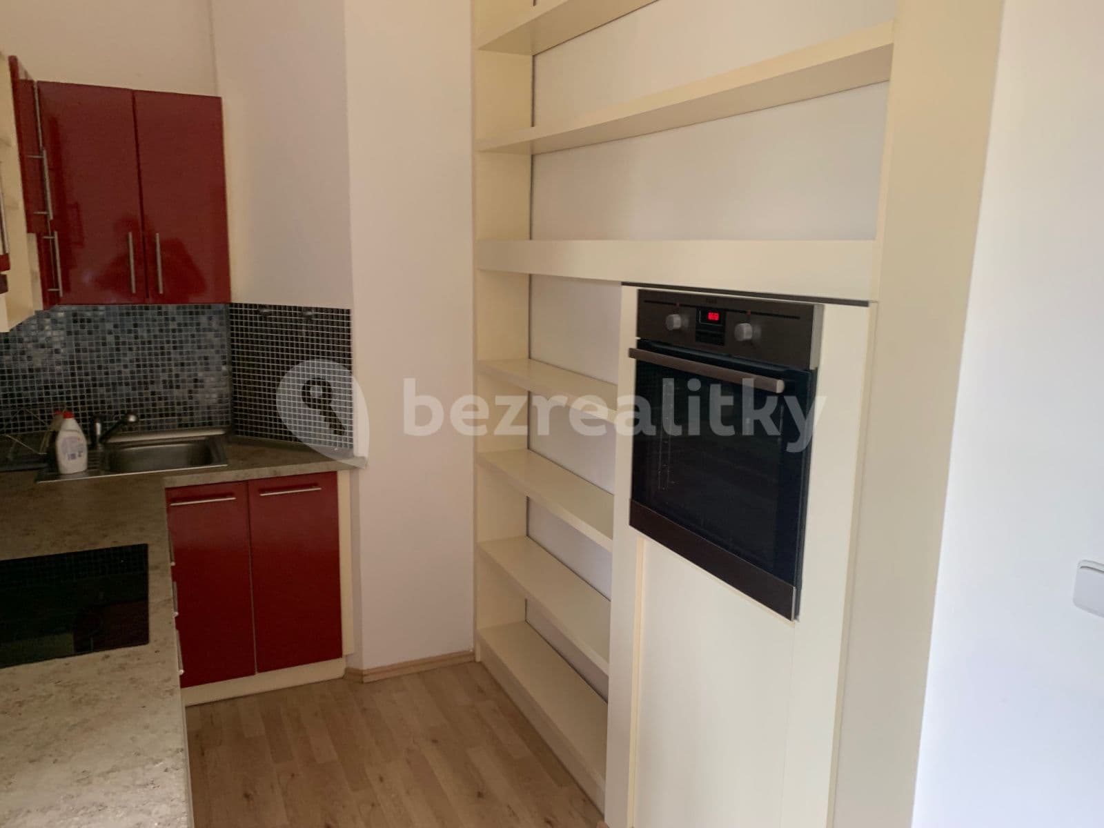 1 bedroom with open-plan kitchen flat to rent, 58 m², Za Vokovickou vozovnou, Prague, Prague