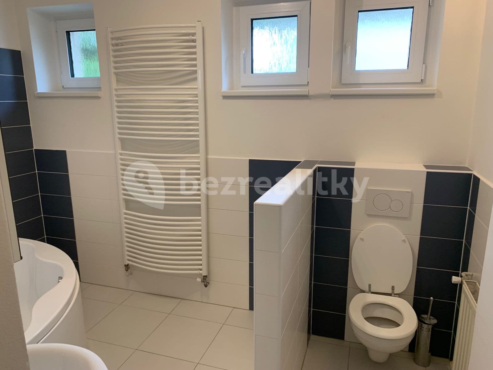 1 bedroom with open-plan kitchen flat to rent, 58 m², Za Vokovickou vozovnou, Prague, Prague 1 bedroom with open-plan kitchen flat to rent, 58 m², Za Vokovickou vozovnou, Prague, Prague