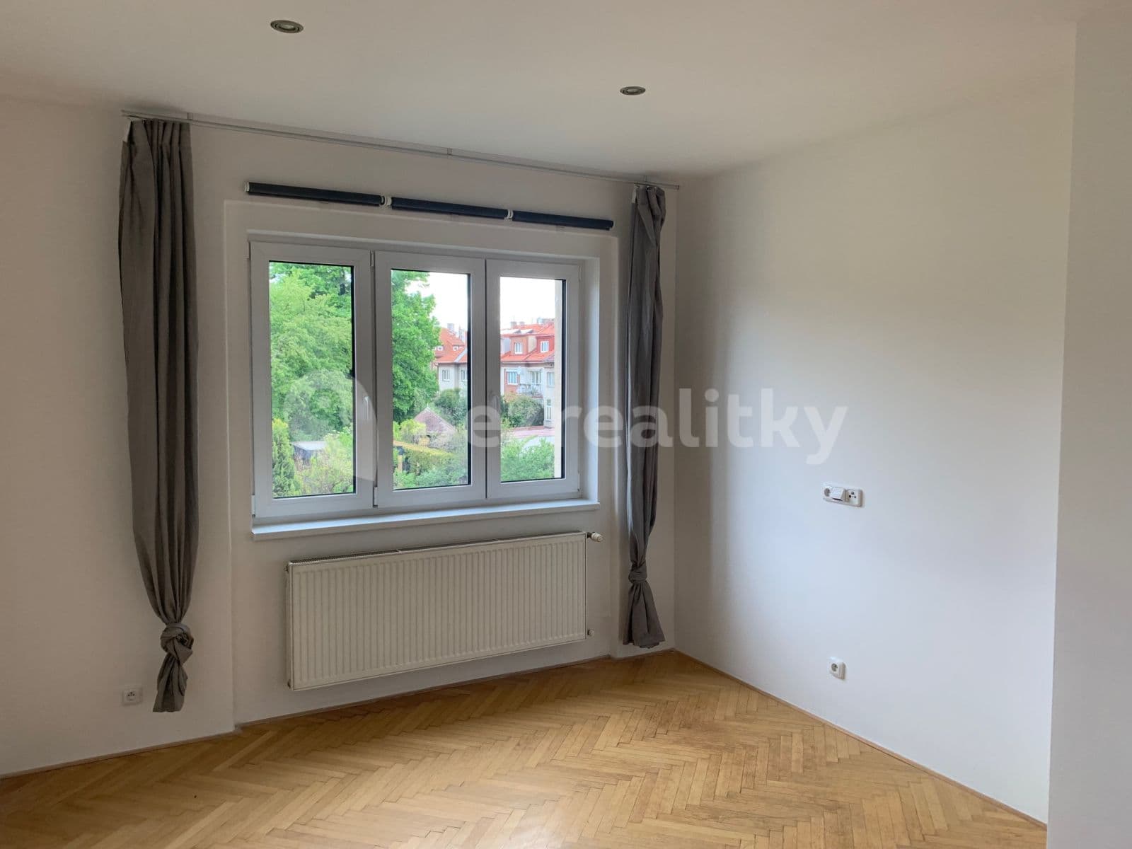 1 bedroom with open-plan kitchen flat to rent, 58 m², Za Vokovickou vozovnou, Prague, Prague 1 bedroom with open-plan kitchen flat to rent, 58 m², Za Vokovickou vozovnou, Prague, Prague