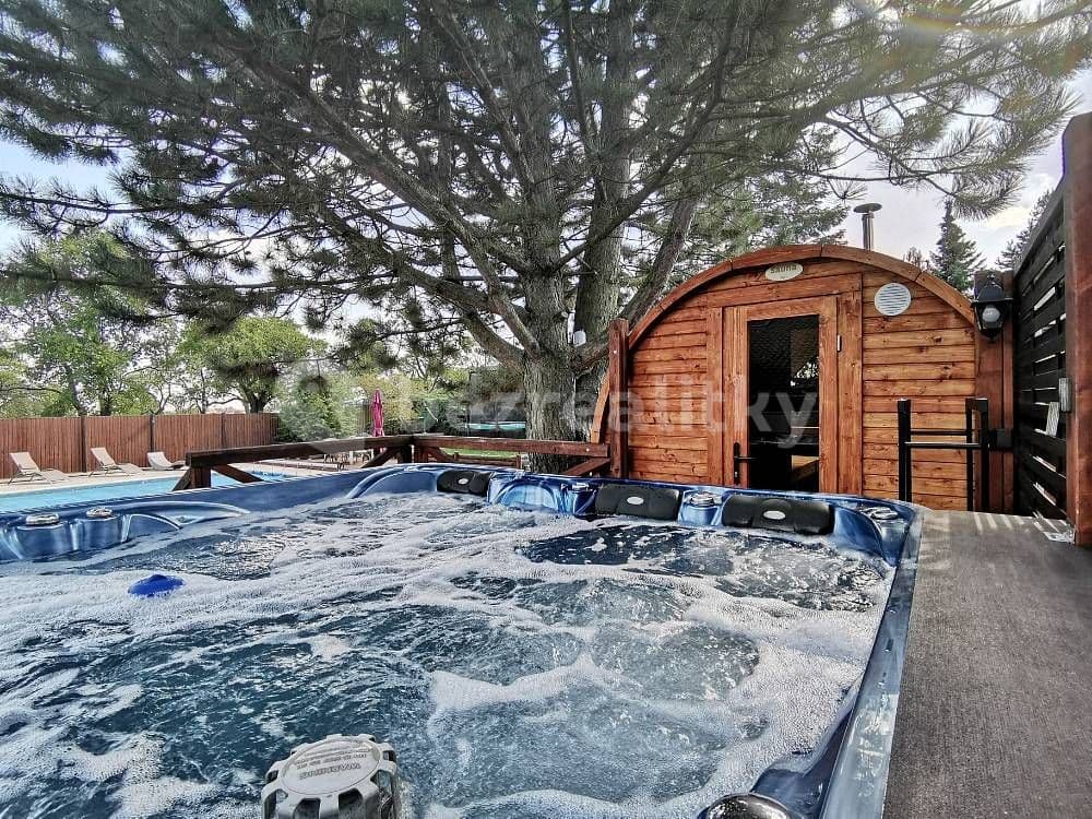 recreational property to rent, 0 m², Velké Meziříčí, Vysočina Region recreational property to rent, 0 m², Velké Meziříčí, Vysočina Region