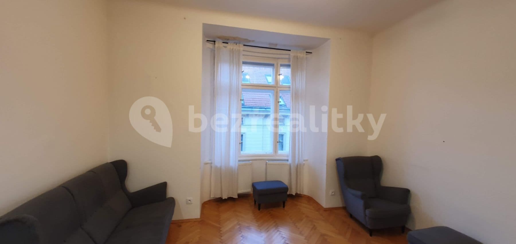2 bedroom with open-plan kitchen flat to rent, 76 m², Malířská, Prague, Prague 2 bedroom with open-plan kitchen flat to rent, 76 m², Malířská, Prague, Prague