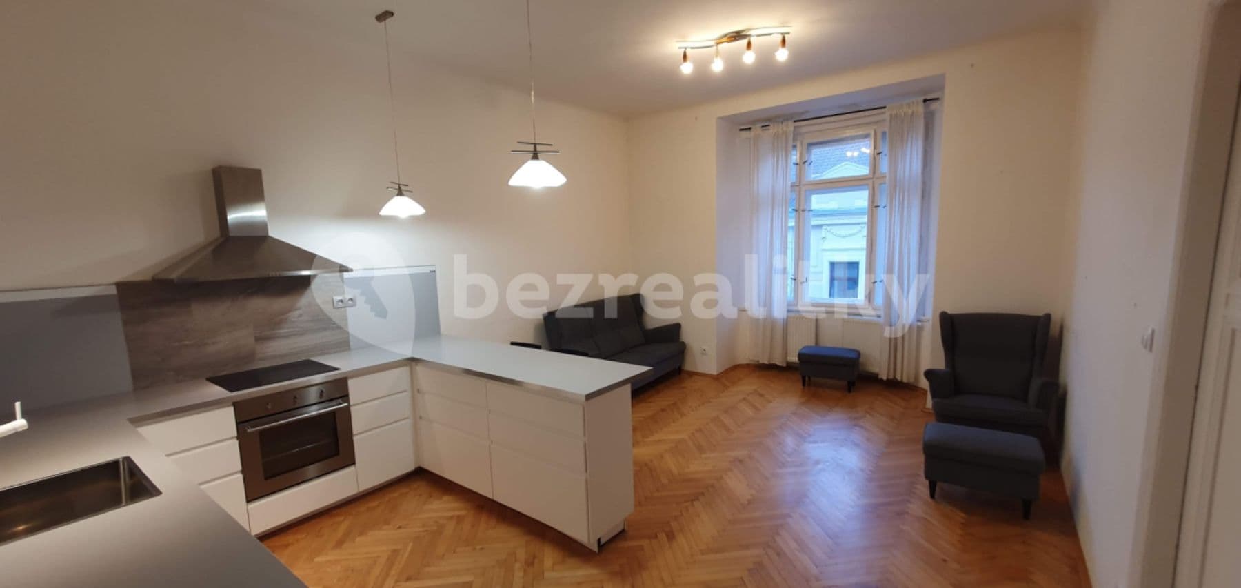 2 bedroom with open-plan kitchen flat to rent, 76 m², Malířská, Prague, Prague 2 bedroom with open-plan kitchen flat to rent, 76 m², Malířská, Prague, Prague