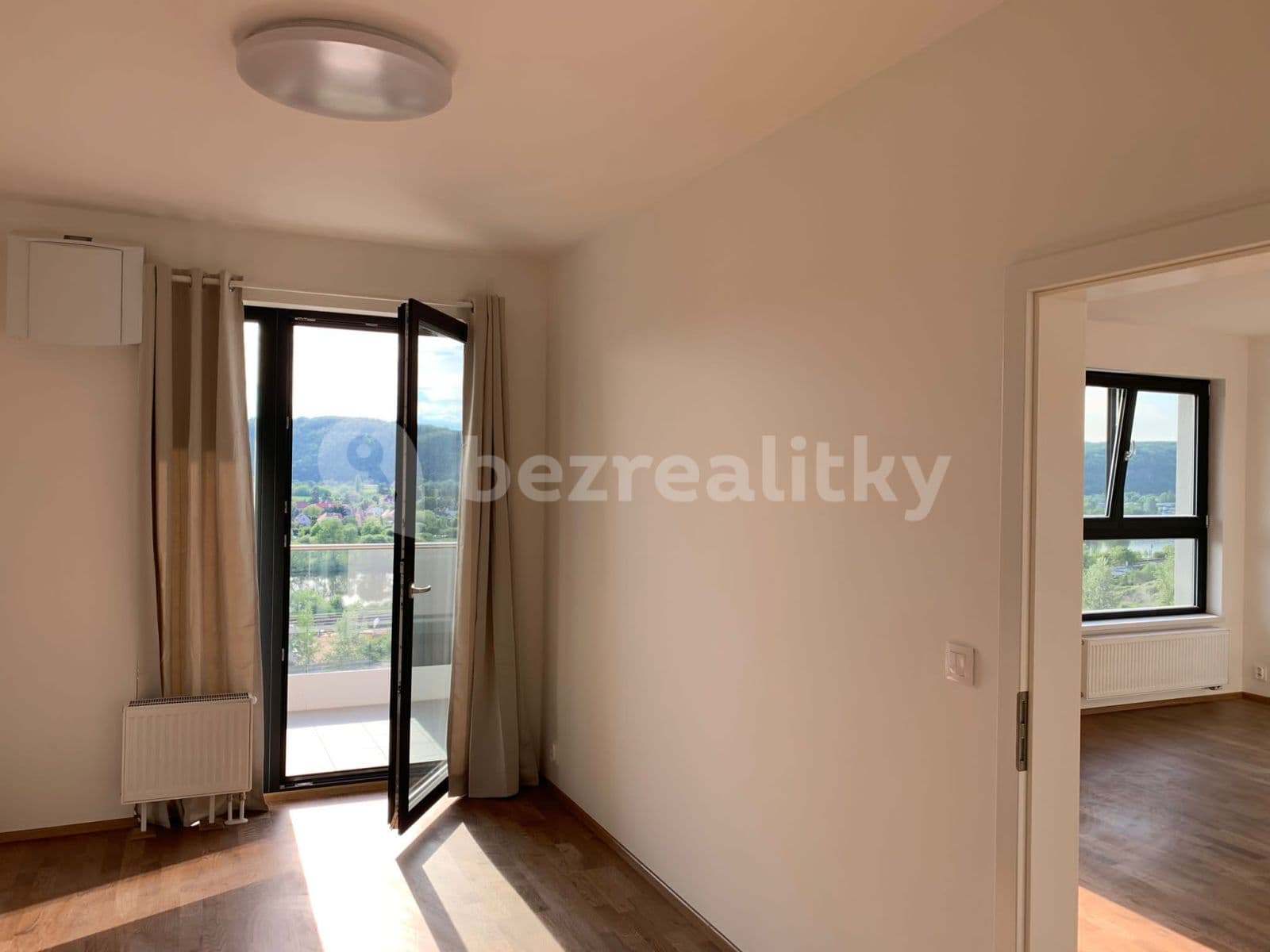 1 bedroom with open-plan kitchen flat to rent, 54 m², Zlochova, Prague, Prague 1 bedroom with open-plan kitchen flat to rent, 54 m², Zlochova, Prague, Prague