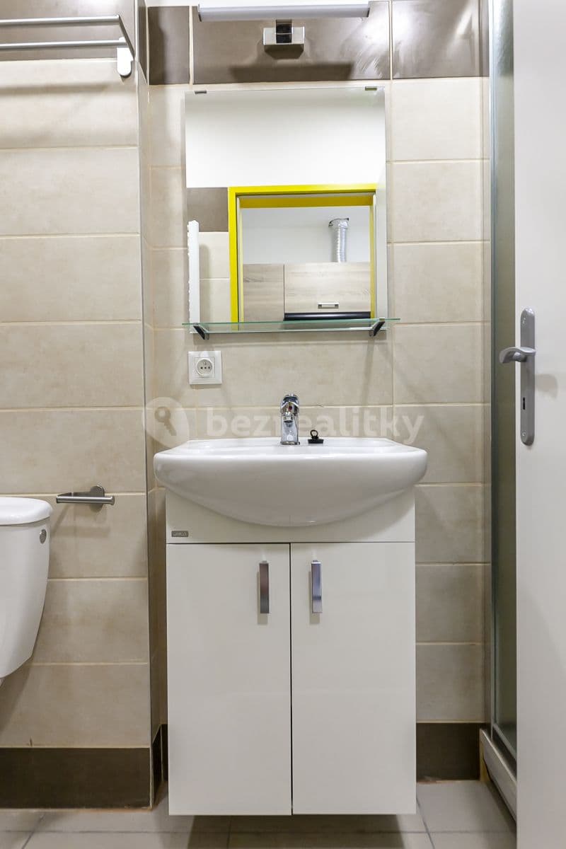 Studio flat to rent, 17 m², Hybešova, Brno, Jihomoravský Region Studio flat to rent, 17 m², Hybešova, Brno, Jihomoravský Region