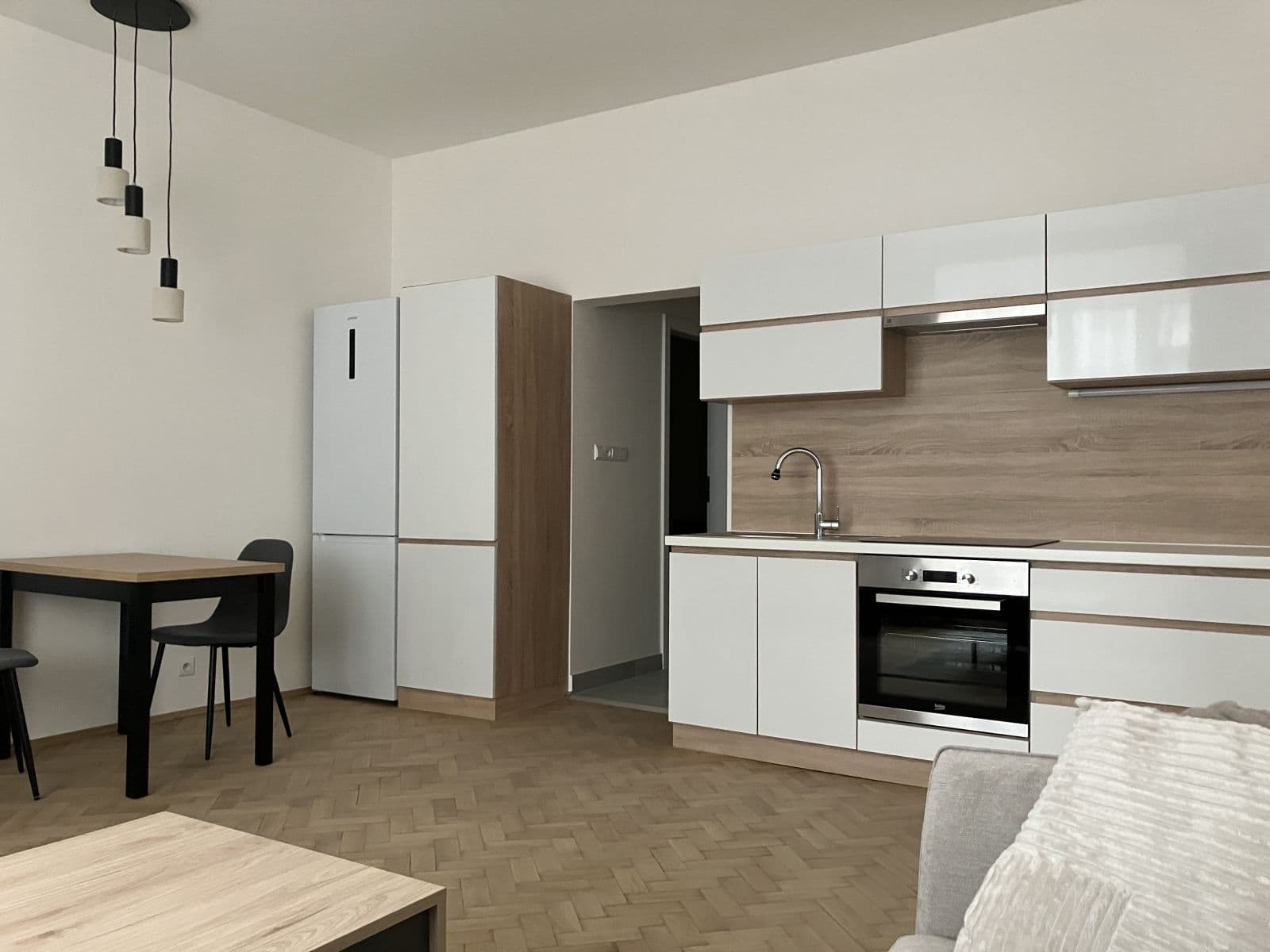 1 bedroom with open-plan kitchen flat to rent, 56 m², Přemyslovská, Prague, Prague 1 bedroom with open-plan kitchen flat to rent, 56 m², Přemyslovská, Prague, Prague