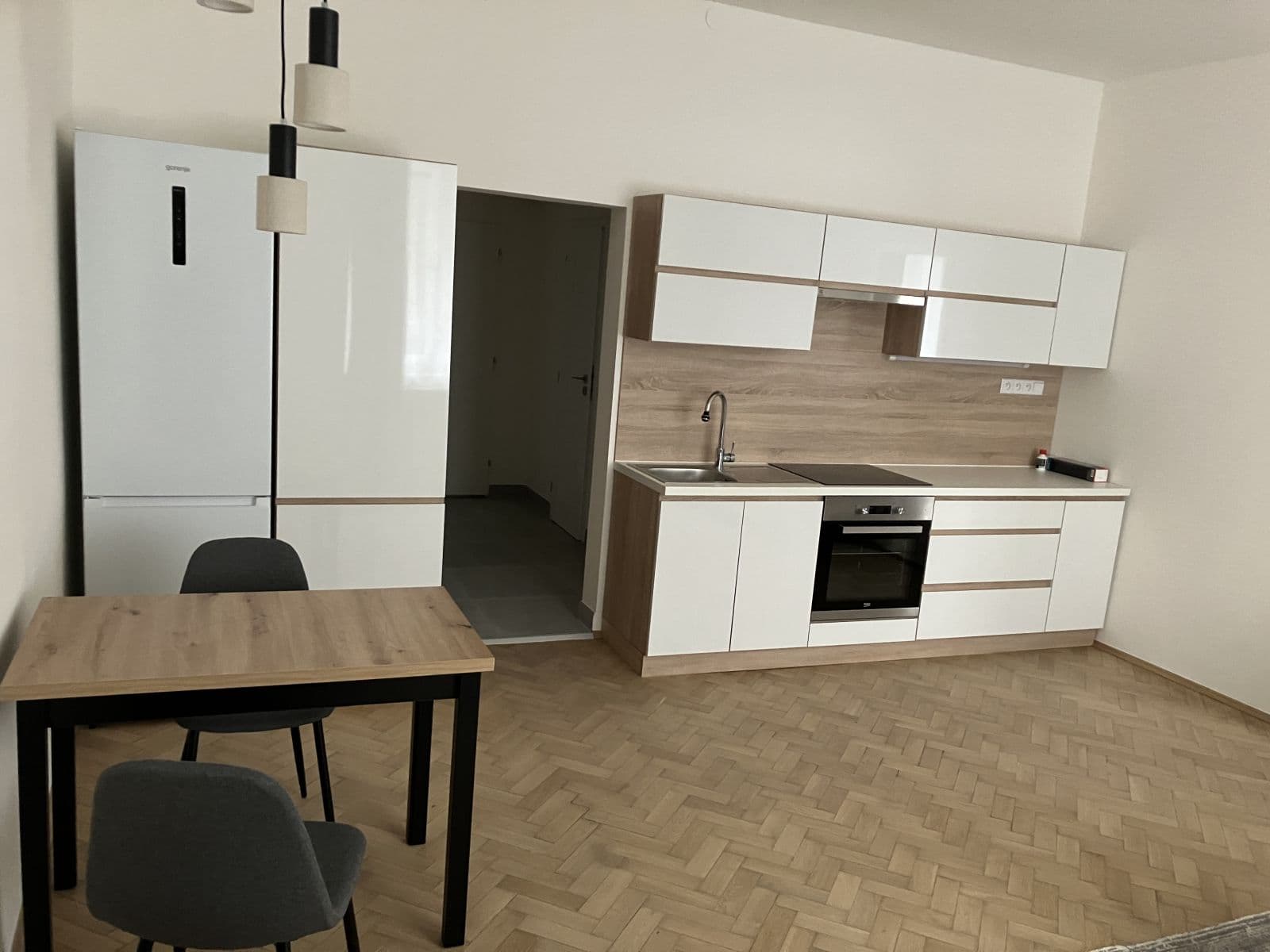 1 bedroom with open-plan kitchen flat to rent, 56 m², Přemyslovská, Prague, Prague 1 bedroom with open-plan kitchen flat to rent, 56 m², Přemyslovská, Prague, Prague