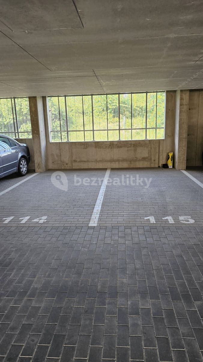 garage to rent, 15 m², Drnovská, Prague, Prague garage to rent, 15 m², Drnovská, Prague, Prague