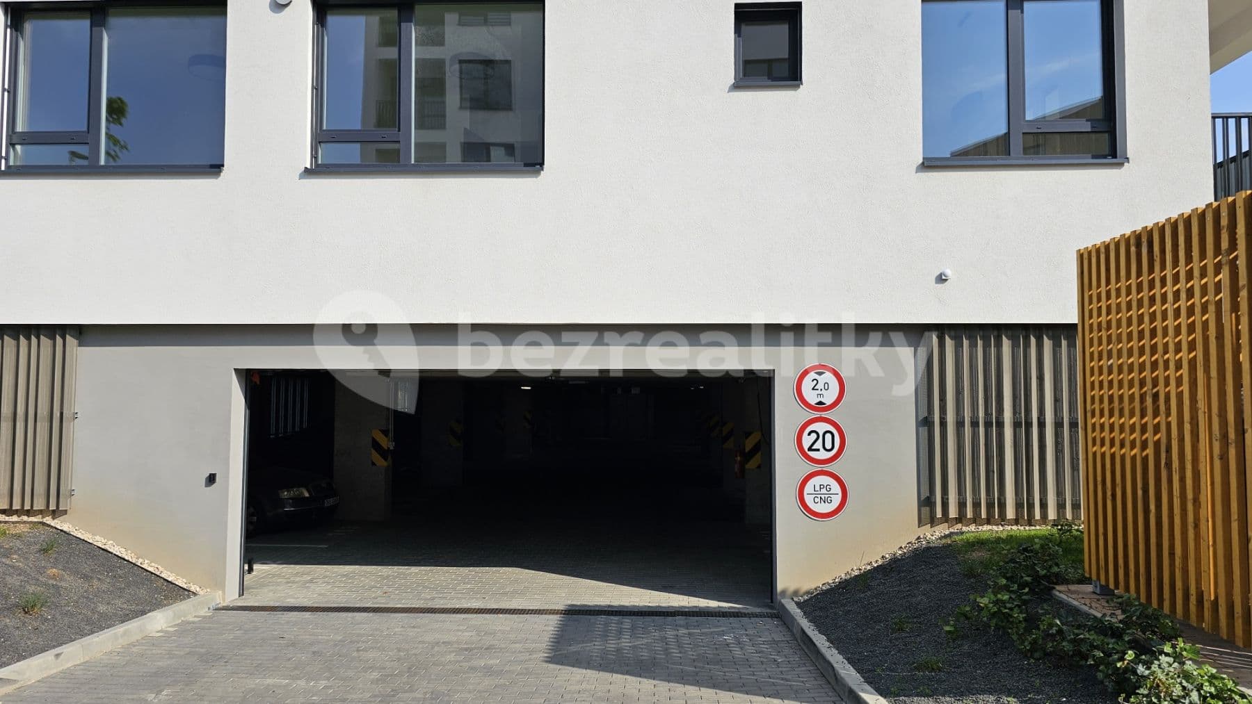 garage to rent, 15 m², Drnovská, Prague, Prague garage to rent, 15 m², Drnovská, Prague, Prague