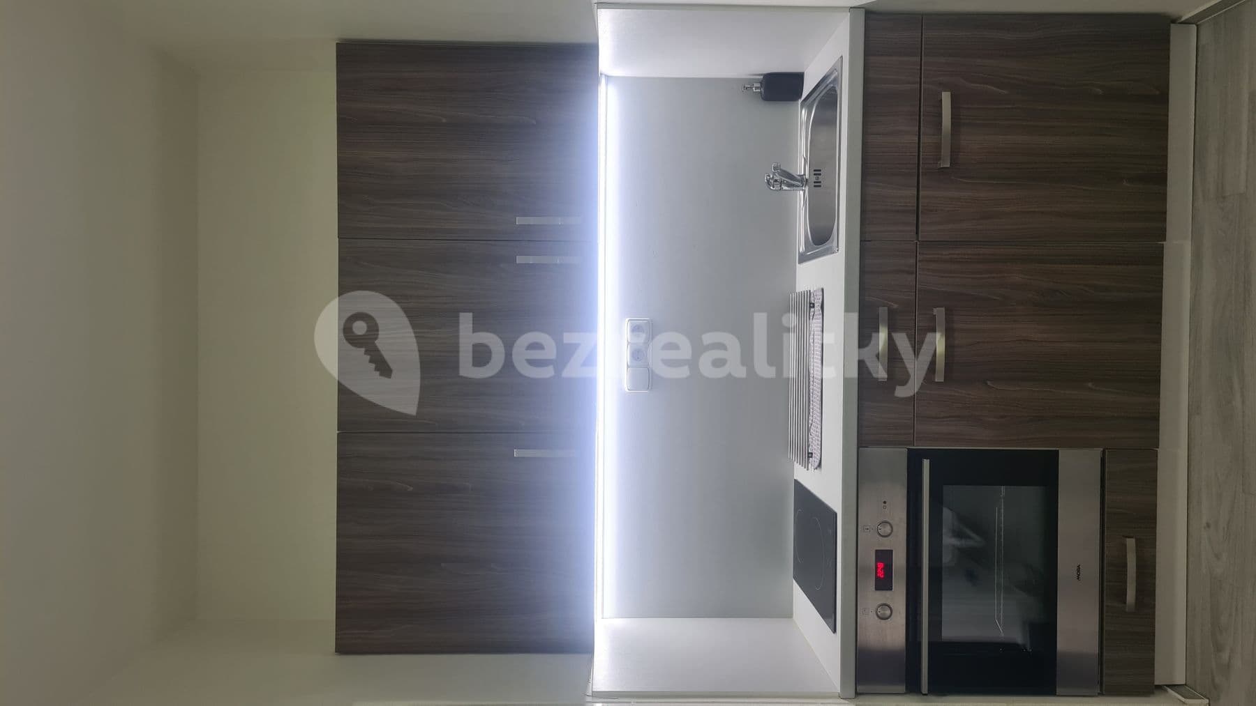 1 bedroom flat to rent, 30 m², Halasovo náměstí, Brno, Jihomoravský Region 1 bedroom flat to rent, 30 m², Halasovo náměstí, Brno, Jihomoravský Region
