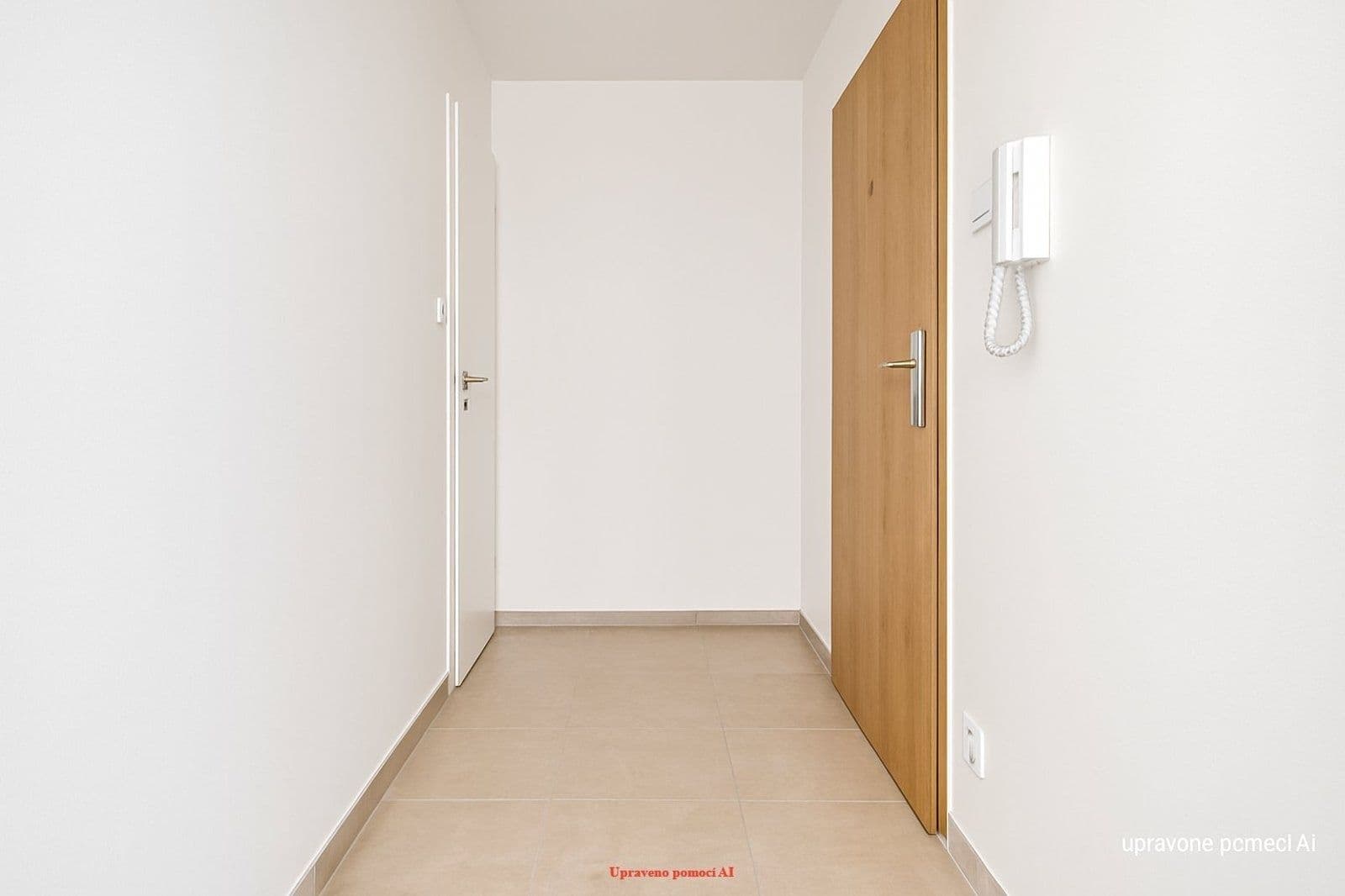 Studio flat to rent, 29 m², U Nádraží, Havířov, Moravskoslezský Region Studio flat to rent, 29 m², U Nádraží, Havířov, Moravskoslezský Region