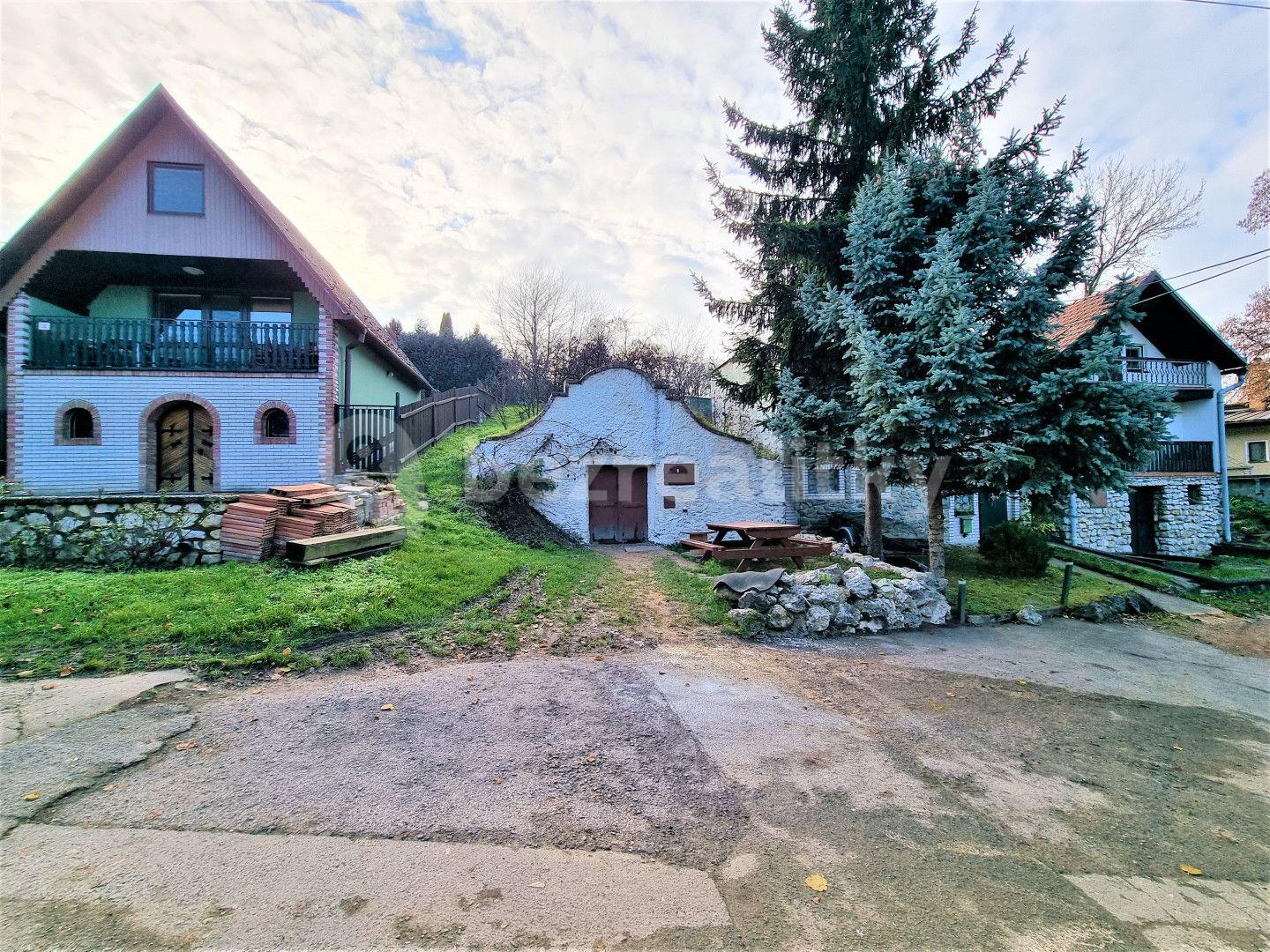 non-residential property for sale, 159 m², Perná, Jihomoravský Region